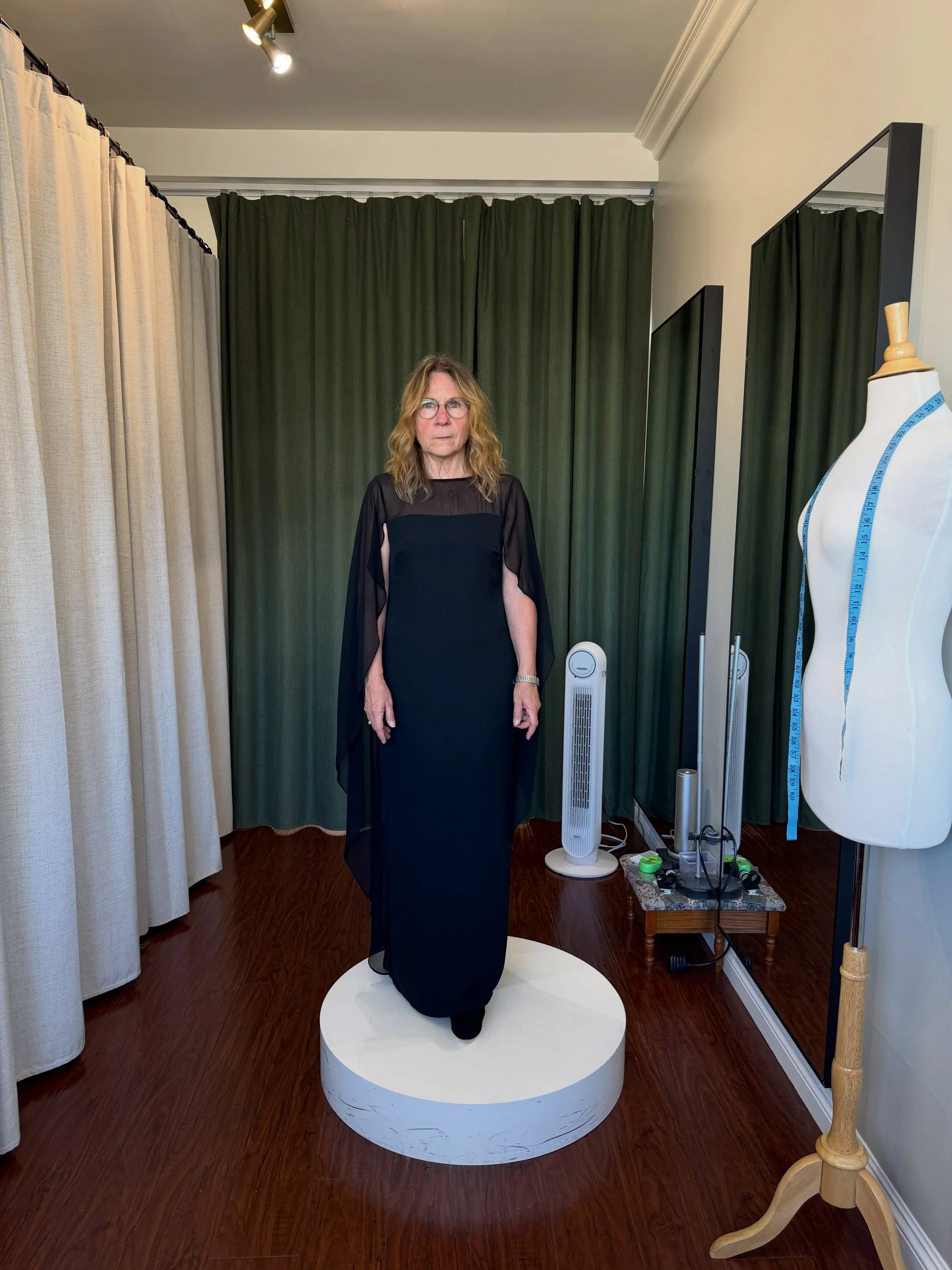 3 dresses fit for Nina Ruscio - Production Designer for The Pitt ✨🪡 

#thepitt #productiondesigner #dresses