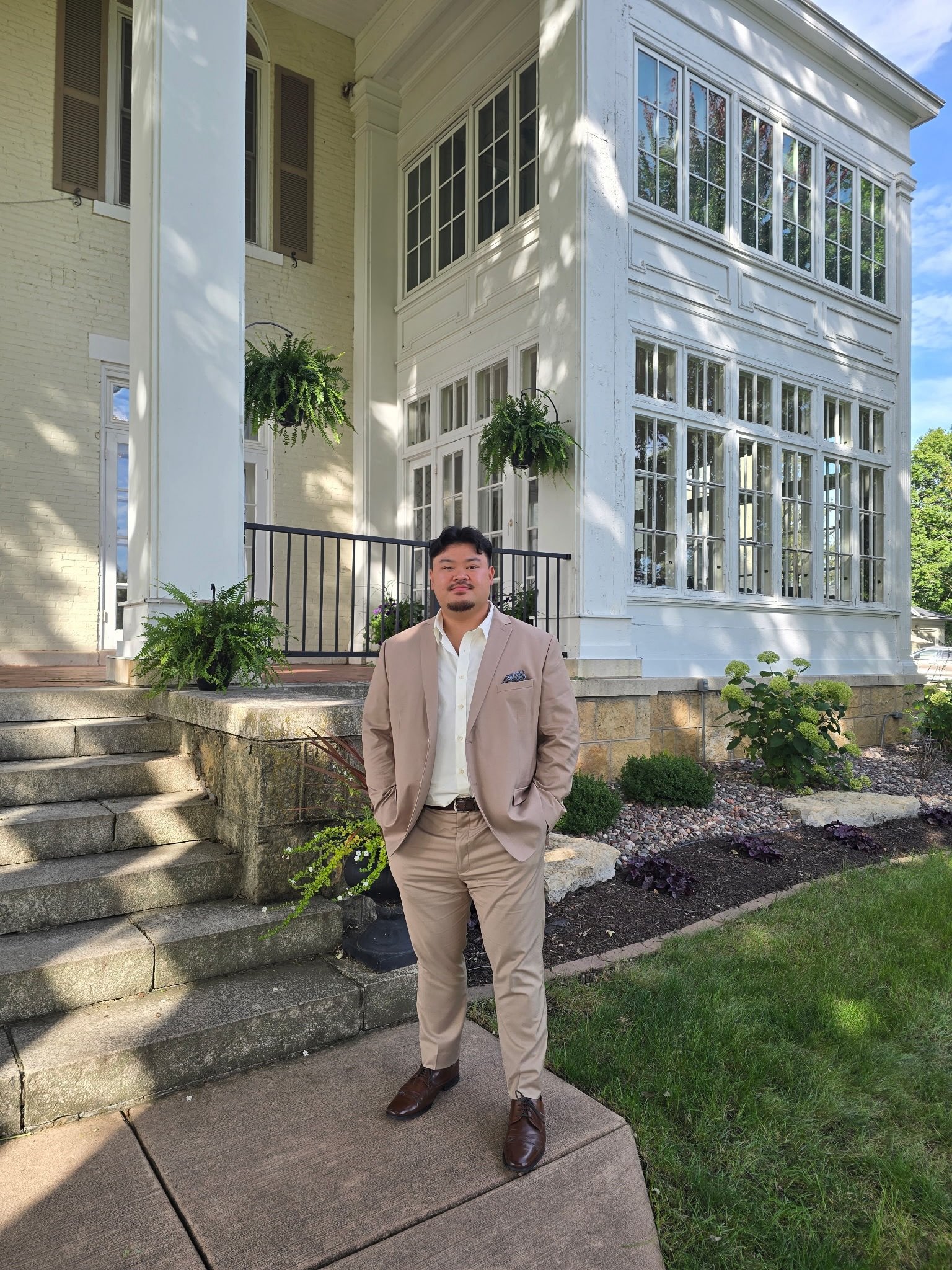 Suit fit for Drake L. 🪡✨

#mensuit #tailoring #weddingguest