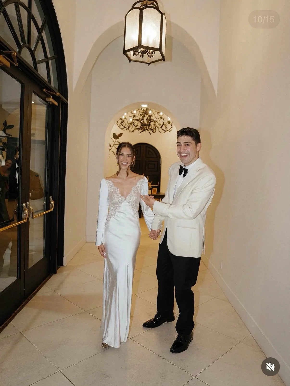 Thank you @fayeakobian &amp; your family for the trust in our specialists🪡🥂💍

📸 @rachelwakefield 

#weddingday #weddinginspiration #bridalalterationsspecialist