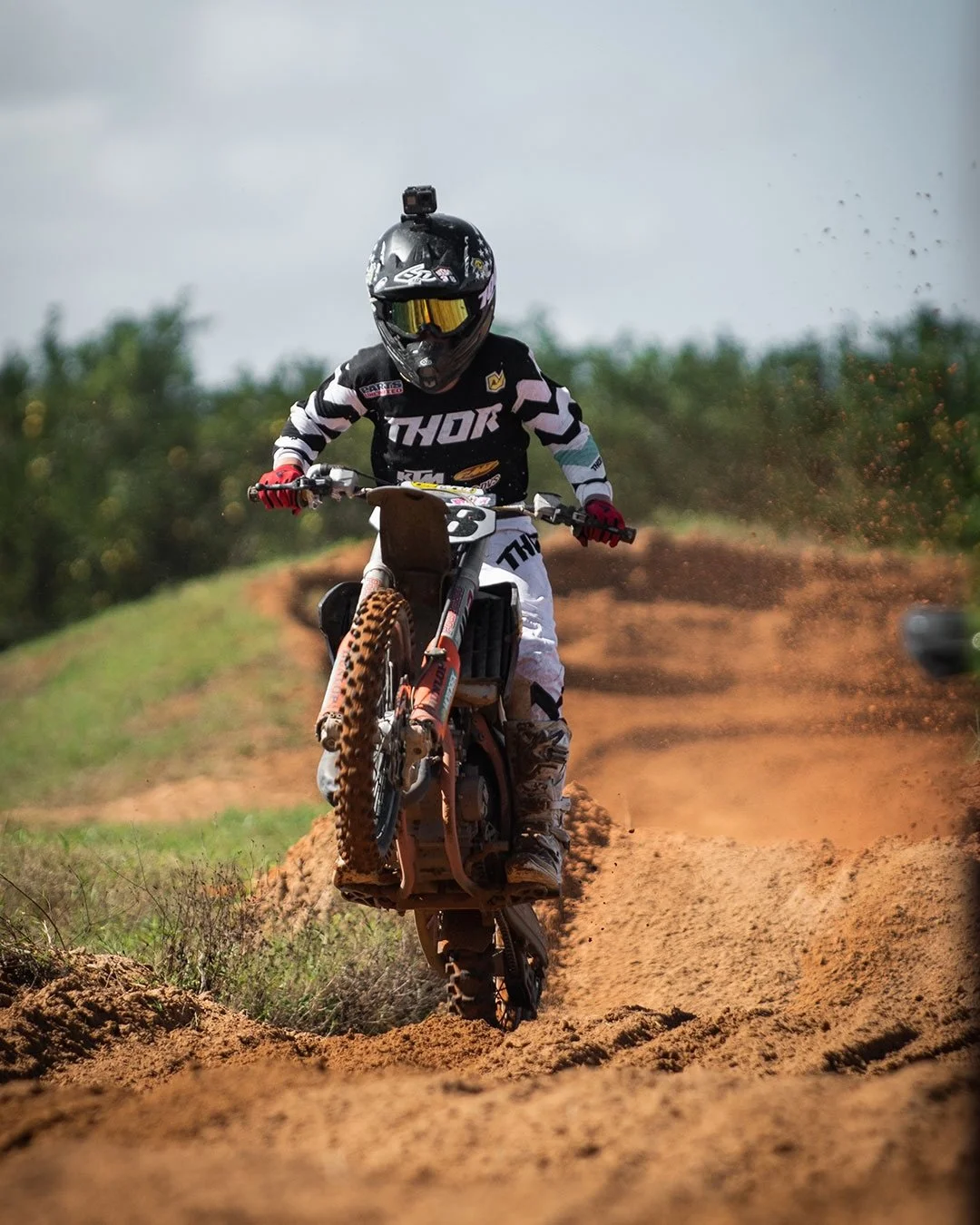 Let&rsquo;s take em&rsquo; back! #tbwednesday 

JS7 RIDE DAY 11/25/2018 📸

This one&rsquo;s a bucket list memory for me. (Andy) As a freelance photographer, I&rsquo;ve been lucky enough to travel with @antoniocalavano while he chased Loretta&rsquo;s