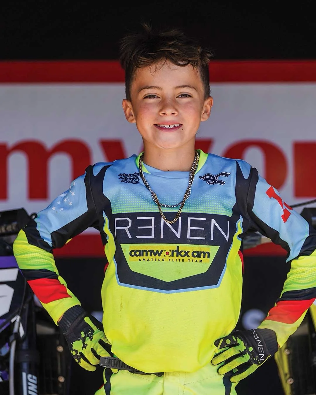 WHAT AN EPIC WEEKEND TO GO RACING , THE SW REGIONAL @foxraceway IS STACKED THIS WEEKEND WITH COMPETITION FROM ALL OVER AMERICA 👀 🔥

PRACTICE DAY ✅ 

MOTO DADS 3 NOW IN PRODUCTION, COME SAY HI🤯🎬

WHO SHOULD WE CHASE TO A TITLE THIS YEAR? TAG THEM 