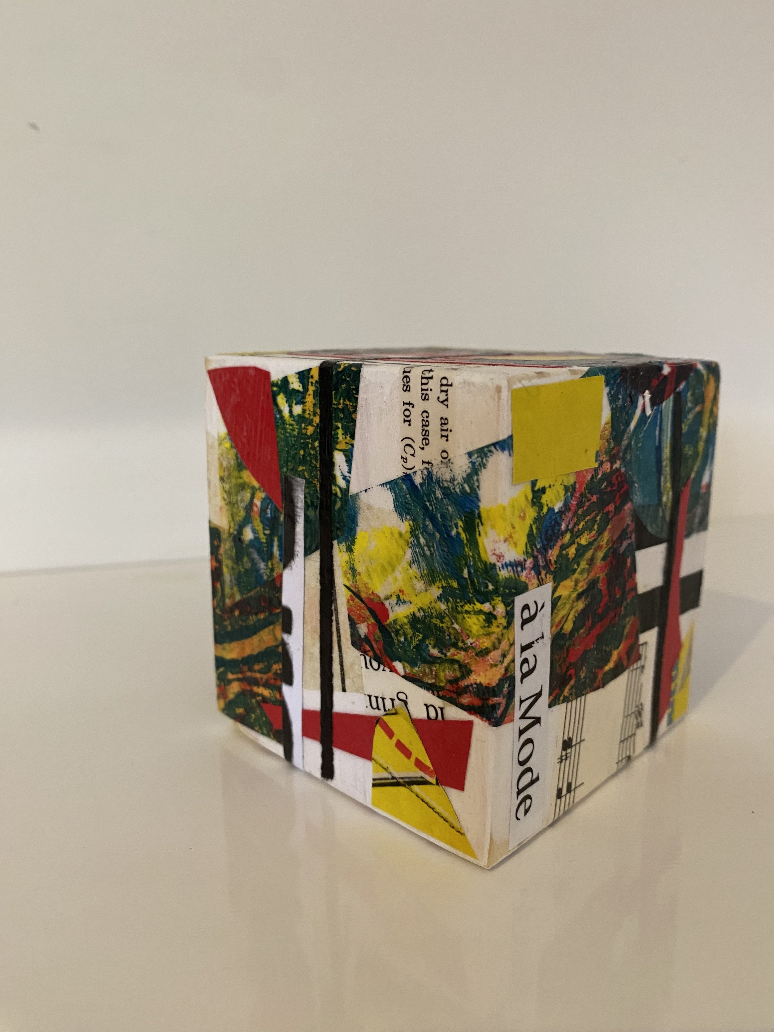 Collage cube 'a la mode' - 7cm square - collage on wooden cube