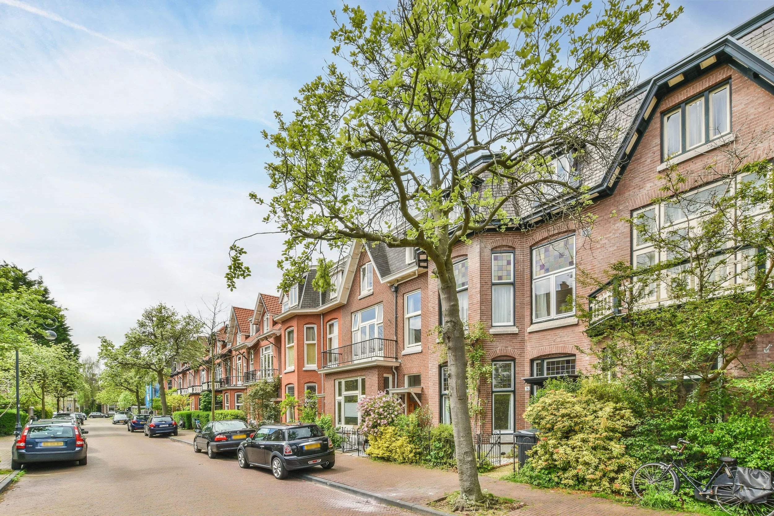 Wonen in de Koninginnebuurt Haarlem: waarom een huis kopen hier zo gewild is