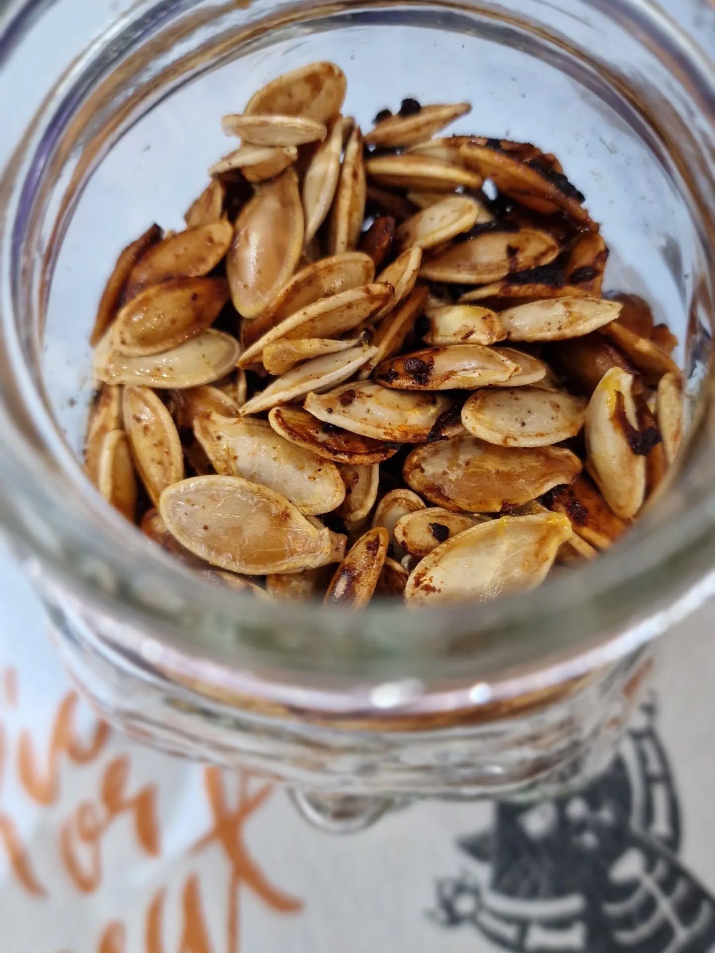 Roasted Pumpkin Seeds. Using up your leftover🎃

Healthy bouillon inspired snack and a personal Marigold Favourite. Scroll left to see Marta and some food fun

Serves: 2 people
Prep: 20 mins

Recipe tip: This recipe can be modified to your taste. Sim