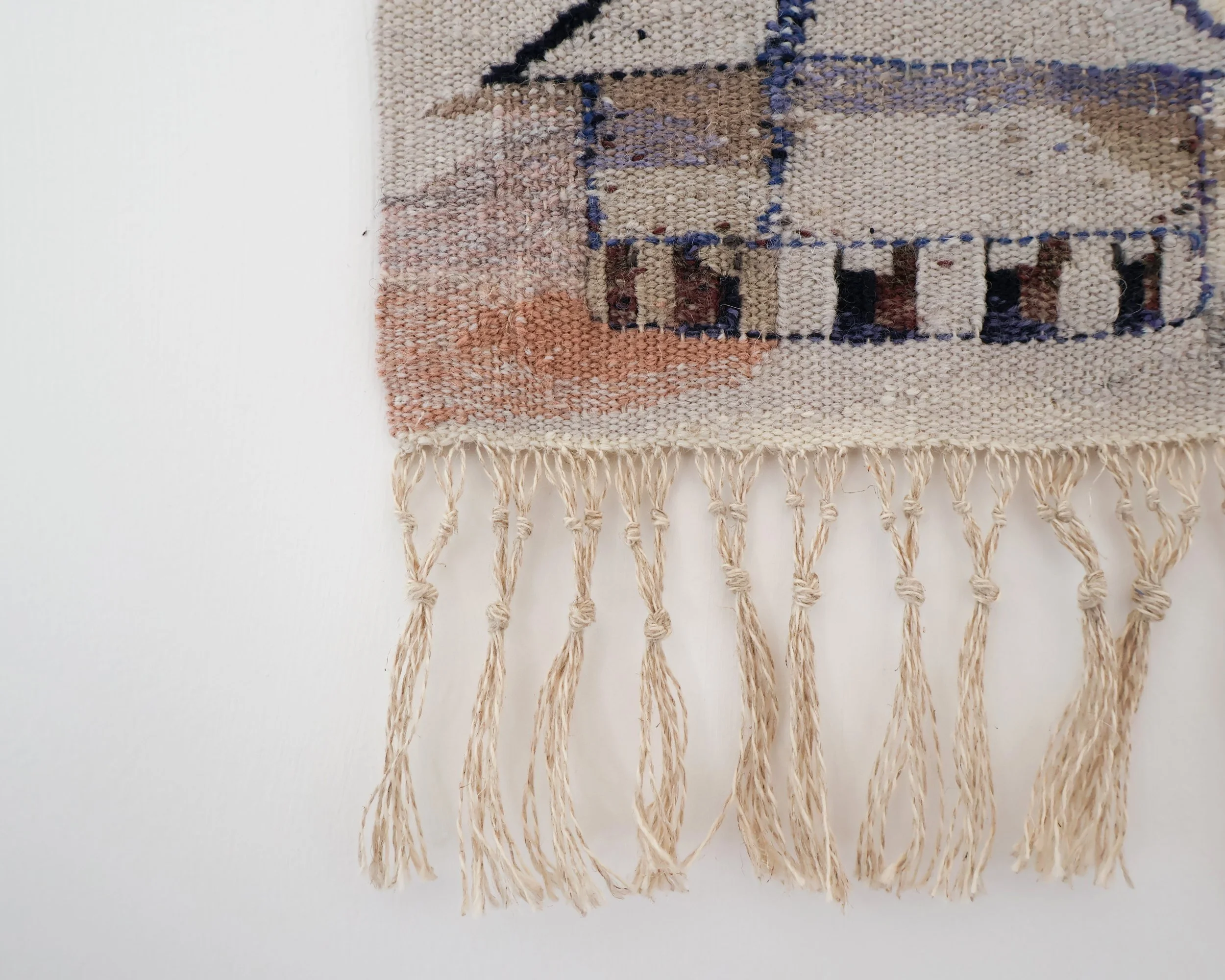 Tapestry weaving, 14 x 11.5 cm, 2025