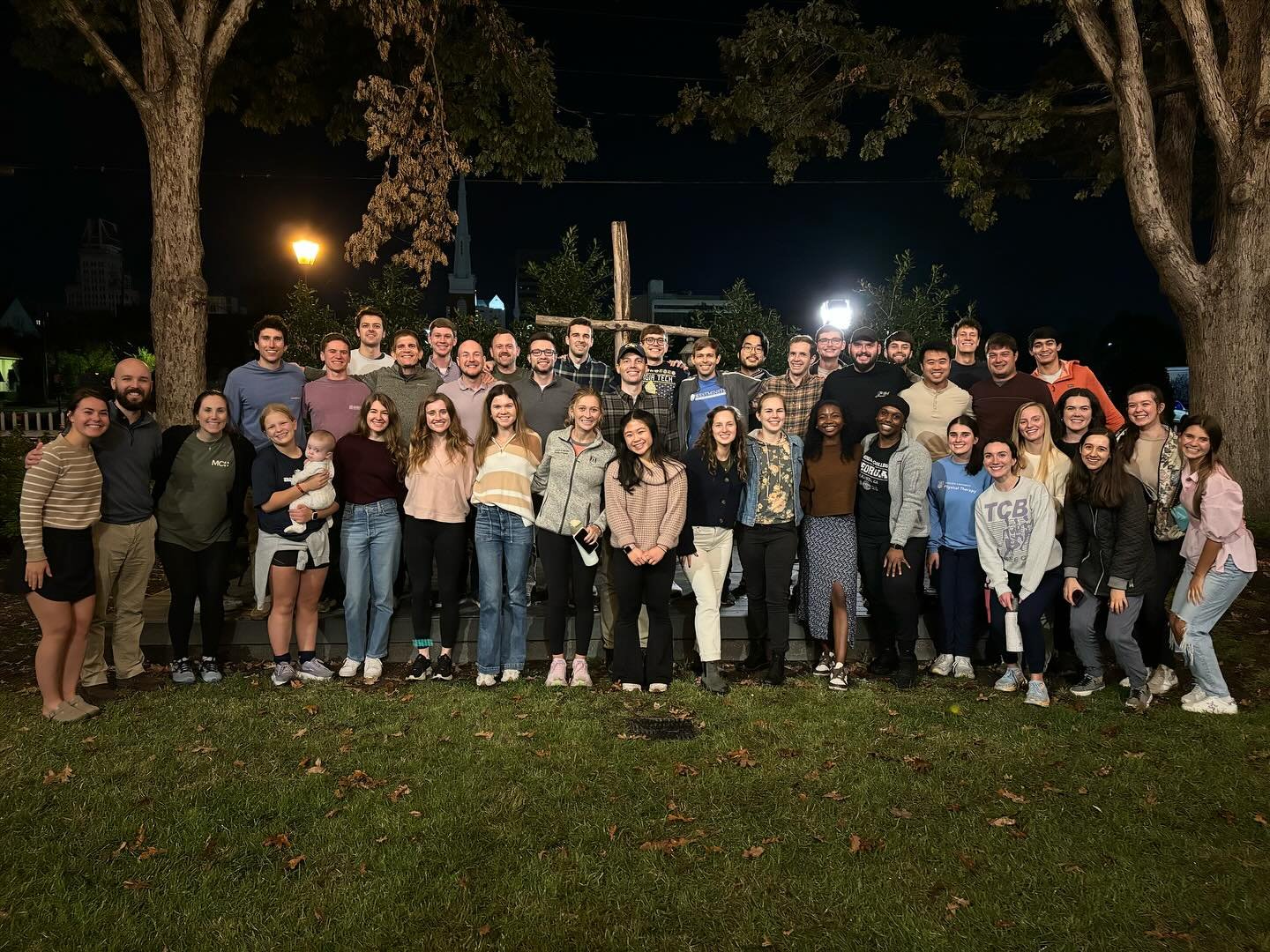 Friendsgiving under the lights!🦃🧡