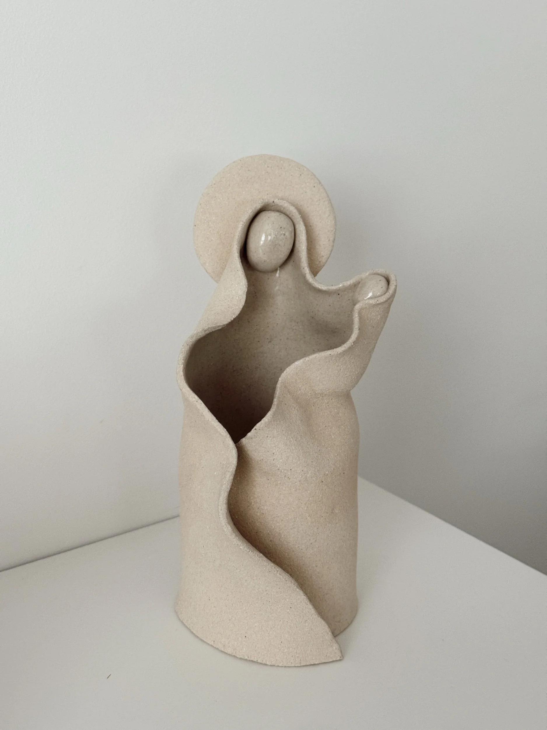 Escultura Virgen