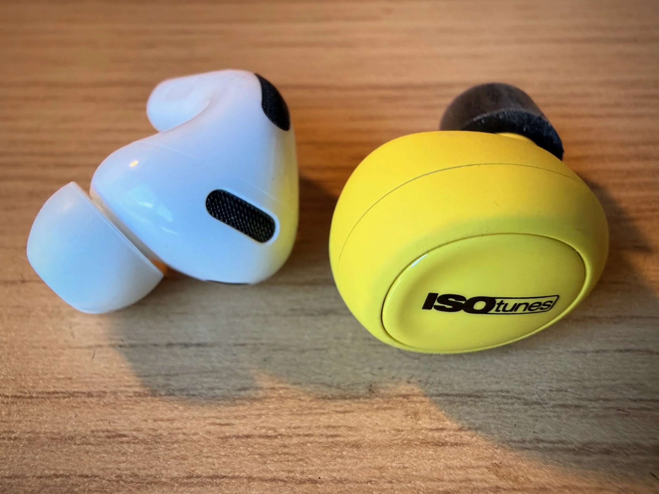 AirPod Pro 3 and ISOTunes Free ear plugs / ear bud