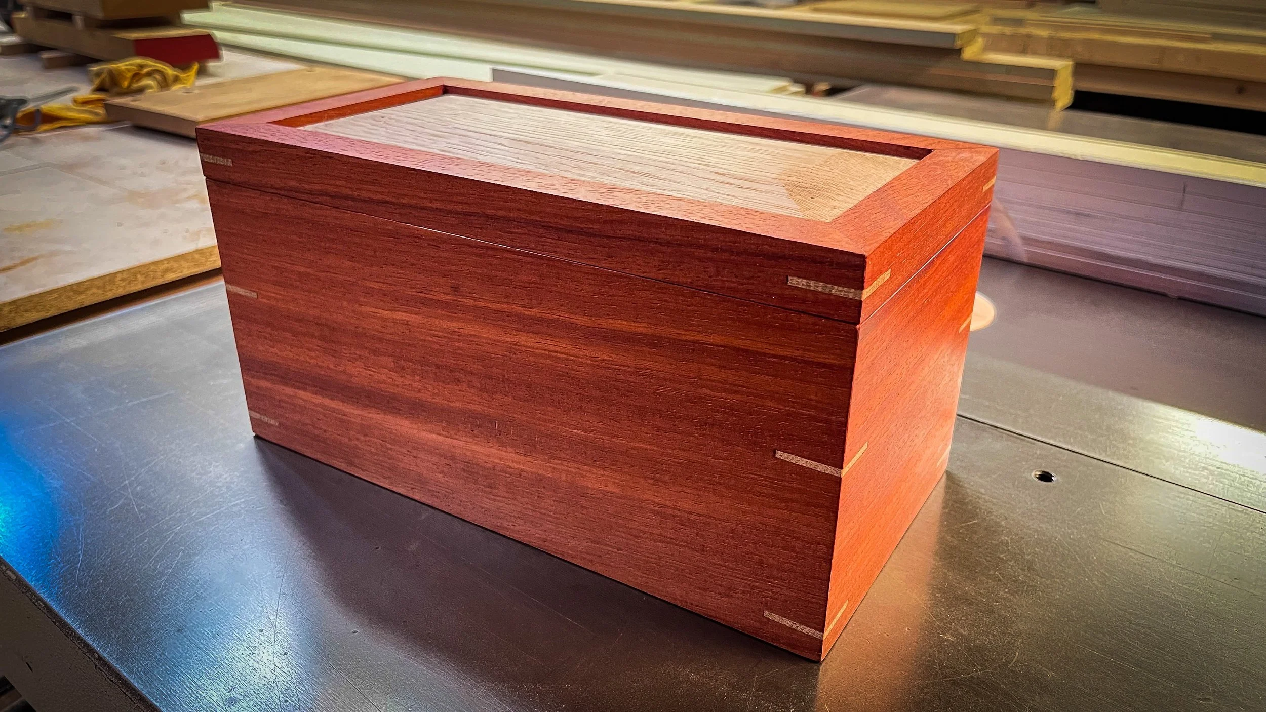 padauk_oak_box-1.jpg