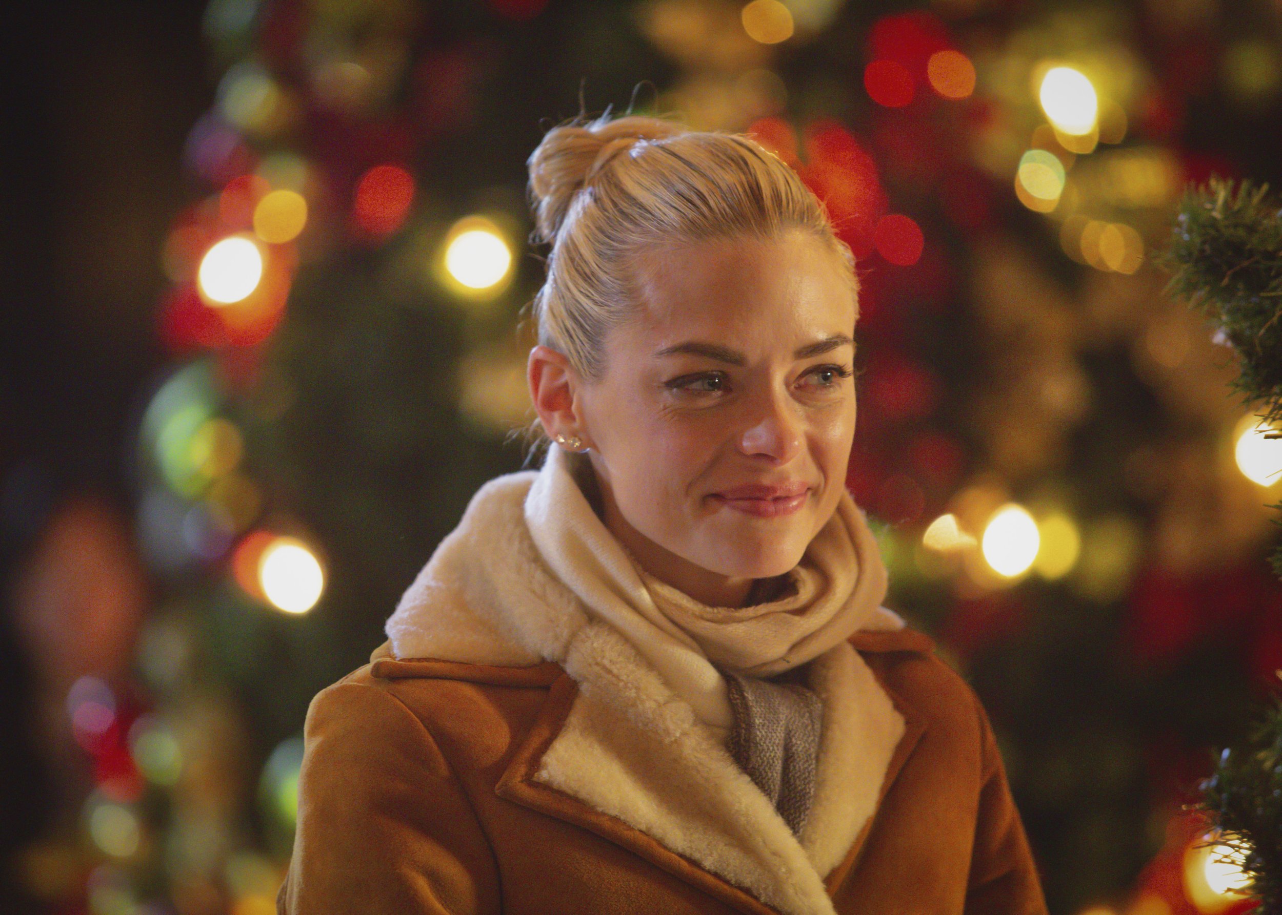 TheMistletoePromise_0435-Edit.jpg