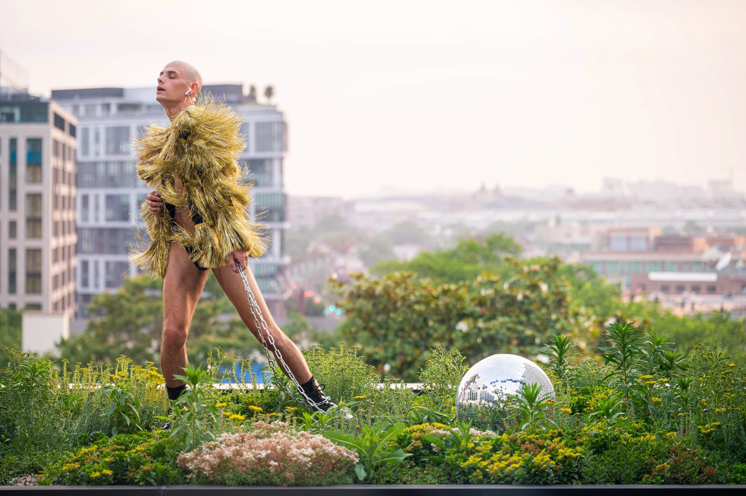 Bambi rooftop (@bendroz) 2.jpg