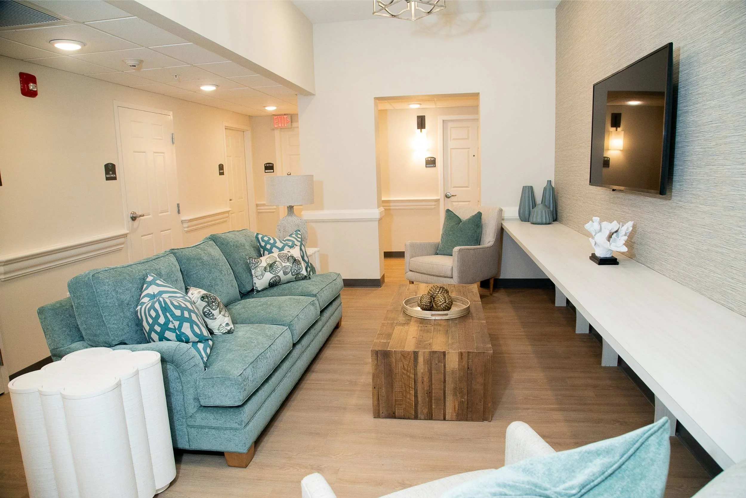 senior-living-community-interior-common-area.jpg