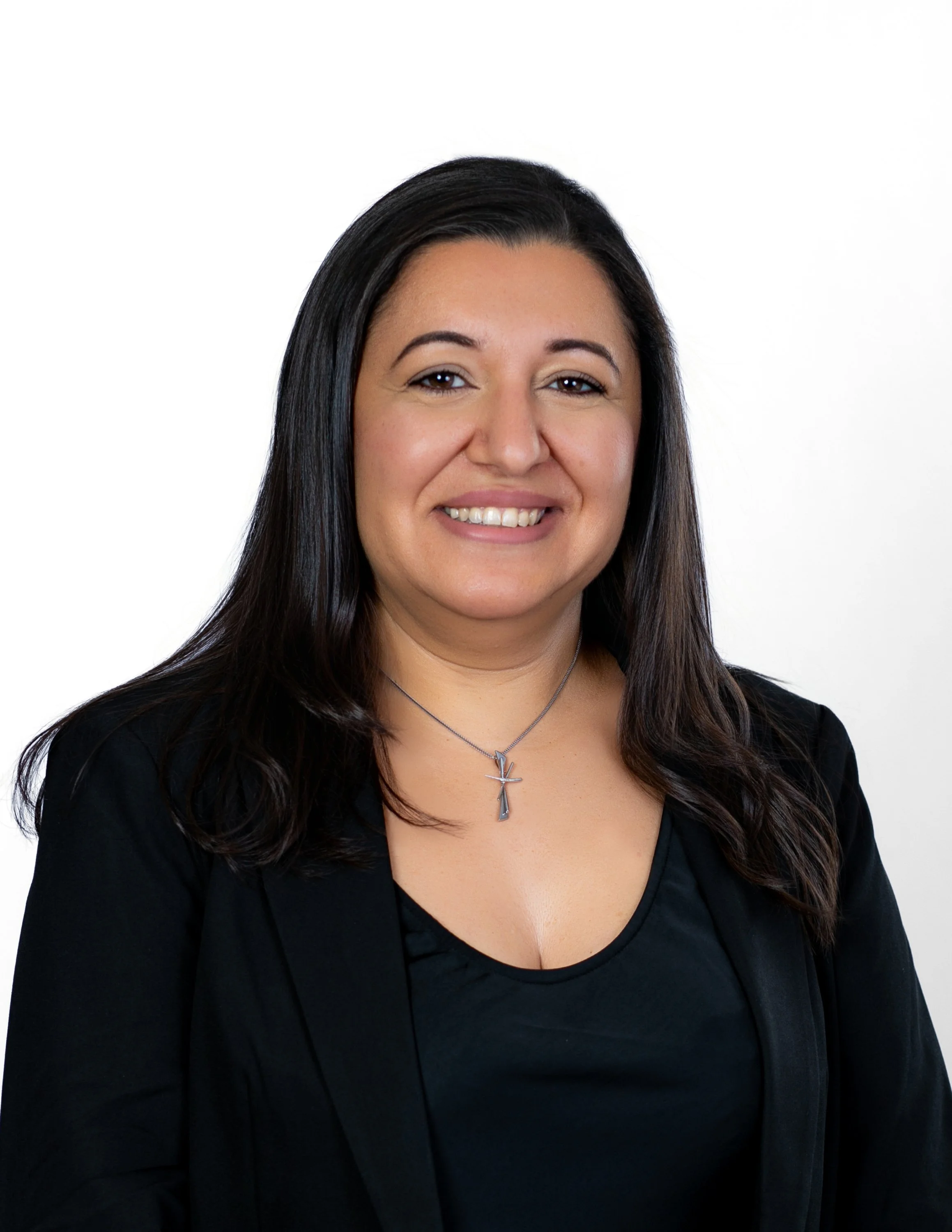 emerging-professionals-network-headshot-drop-necklace.jpg