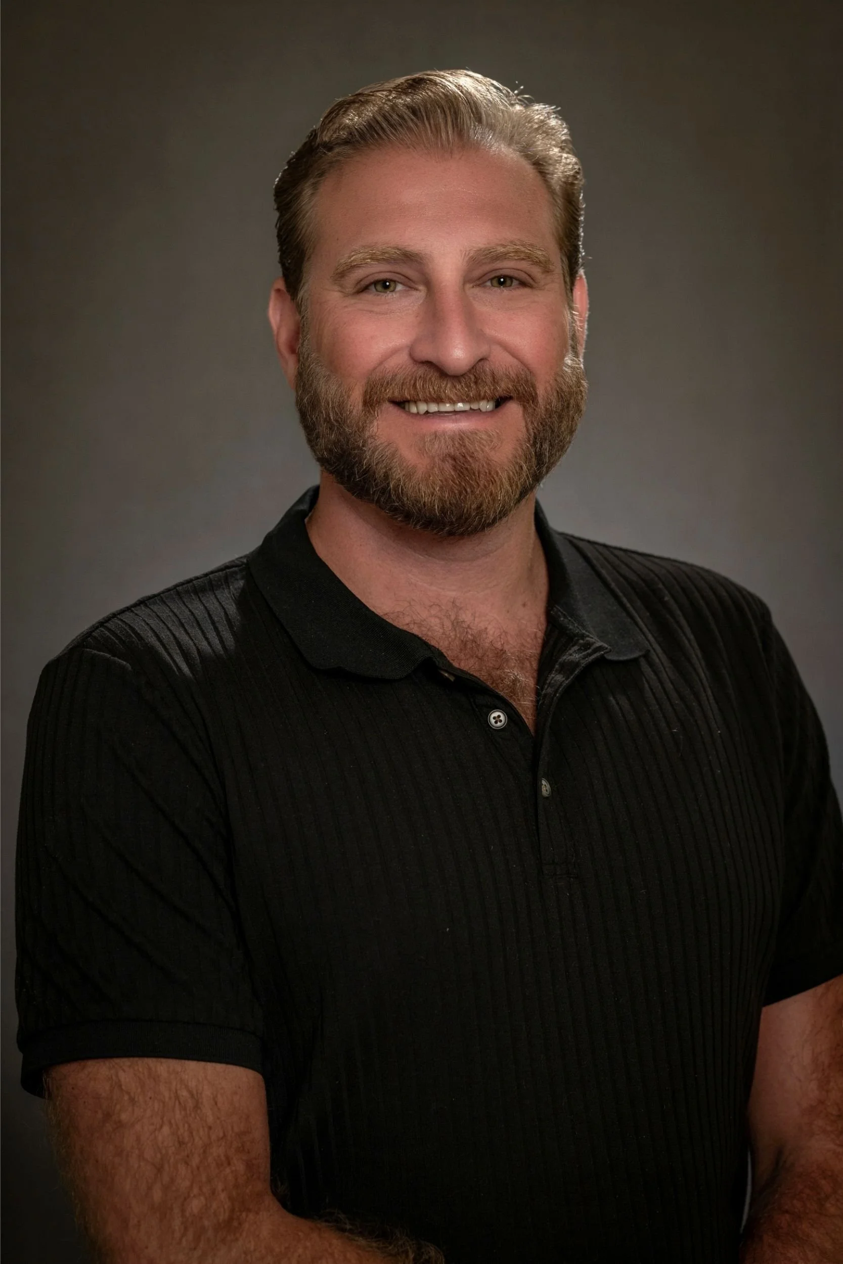 healthcare-conference-headshot-orlando-black-polo.jpg