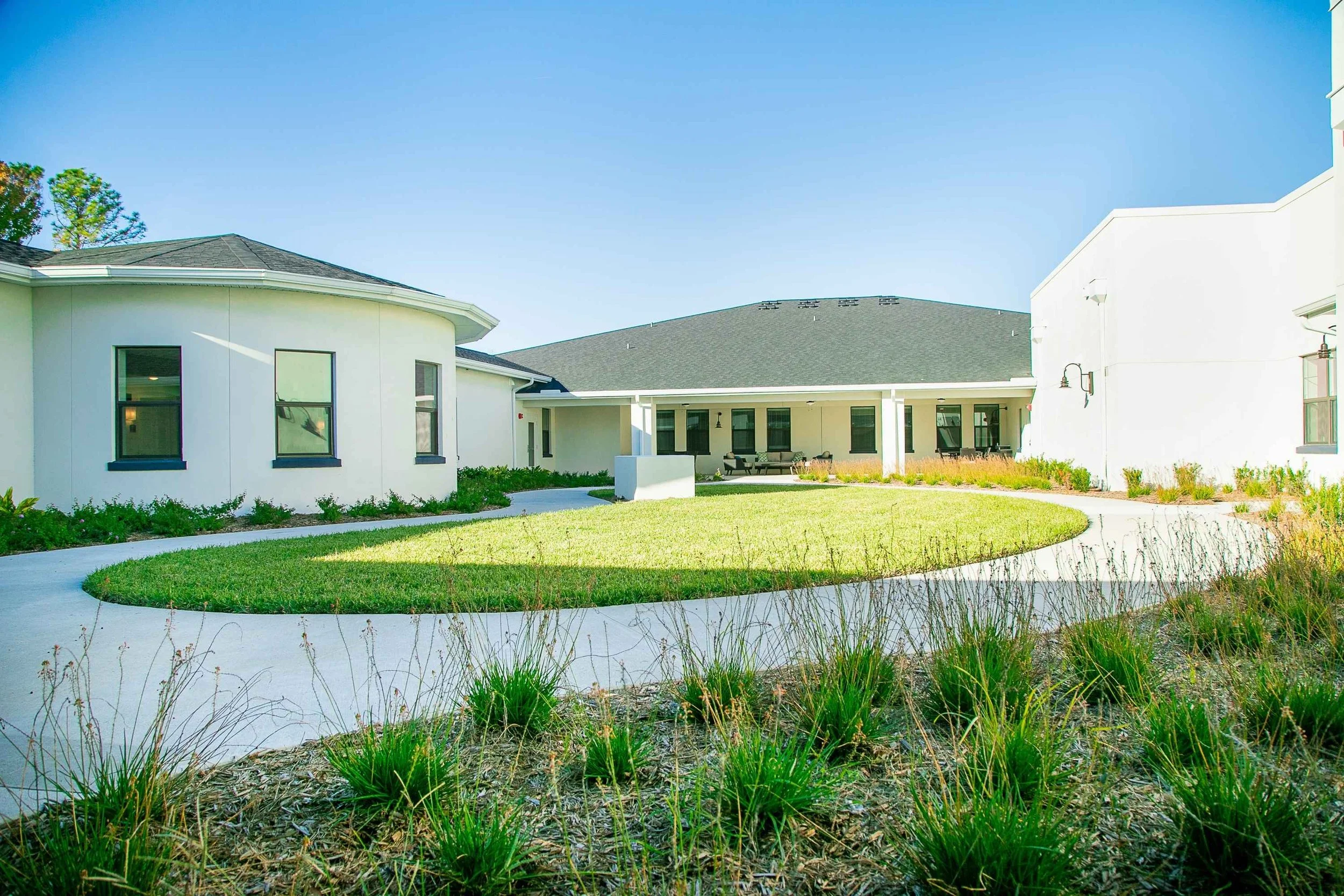 senior-living-community-green-space.jpg