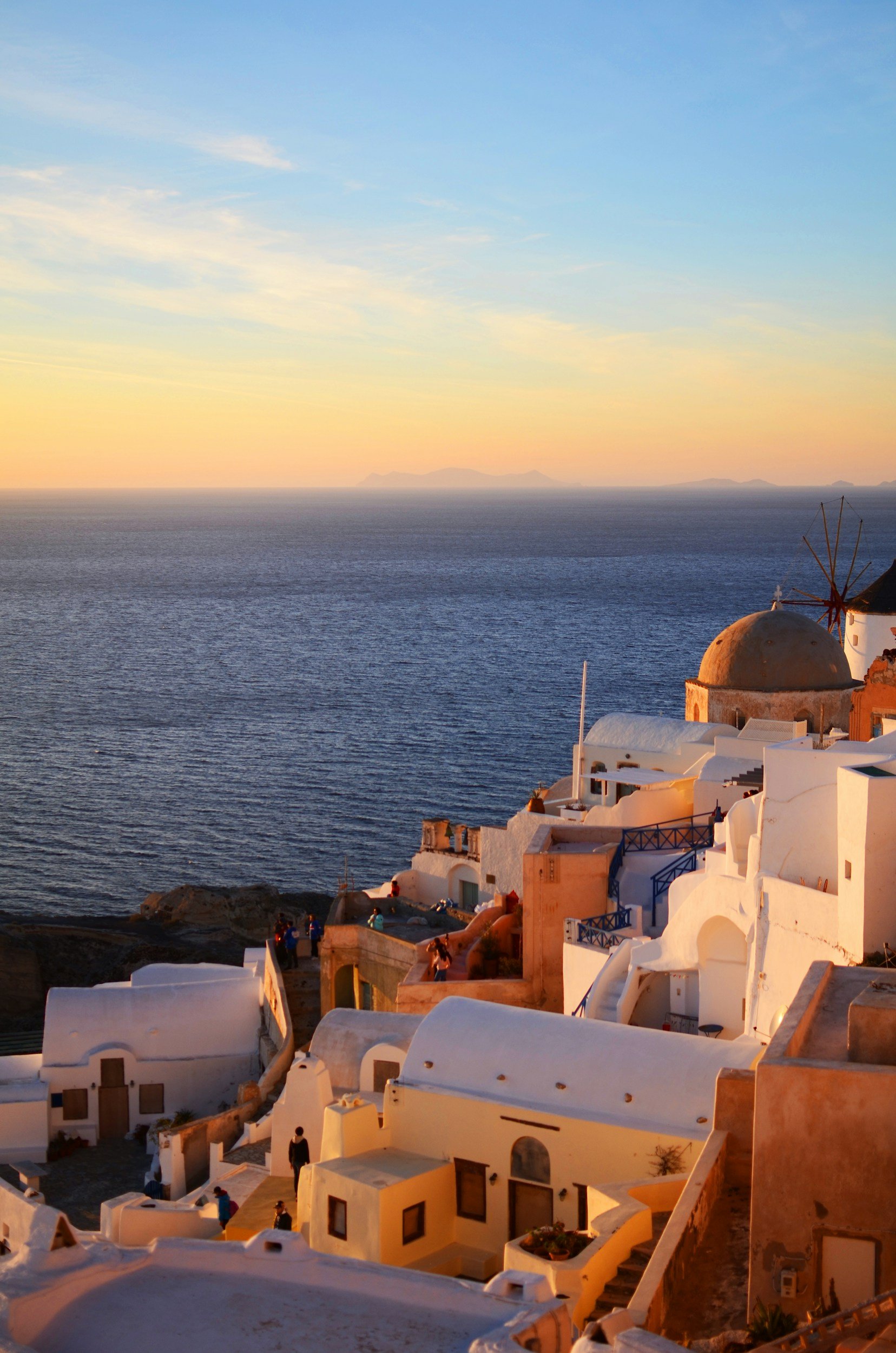 Island Hopping in Greece: Best Routes and Tips