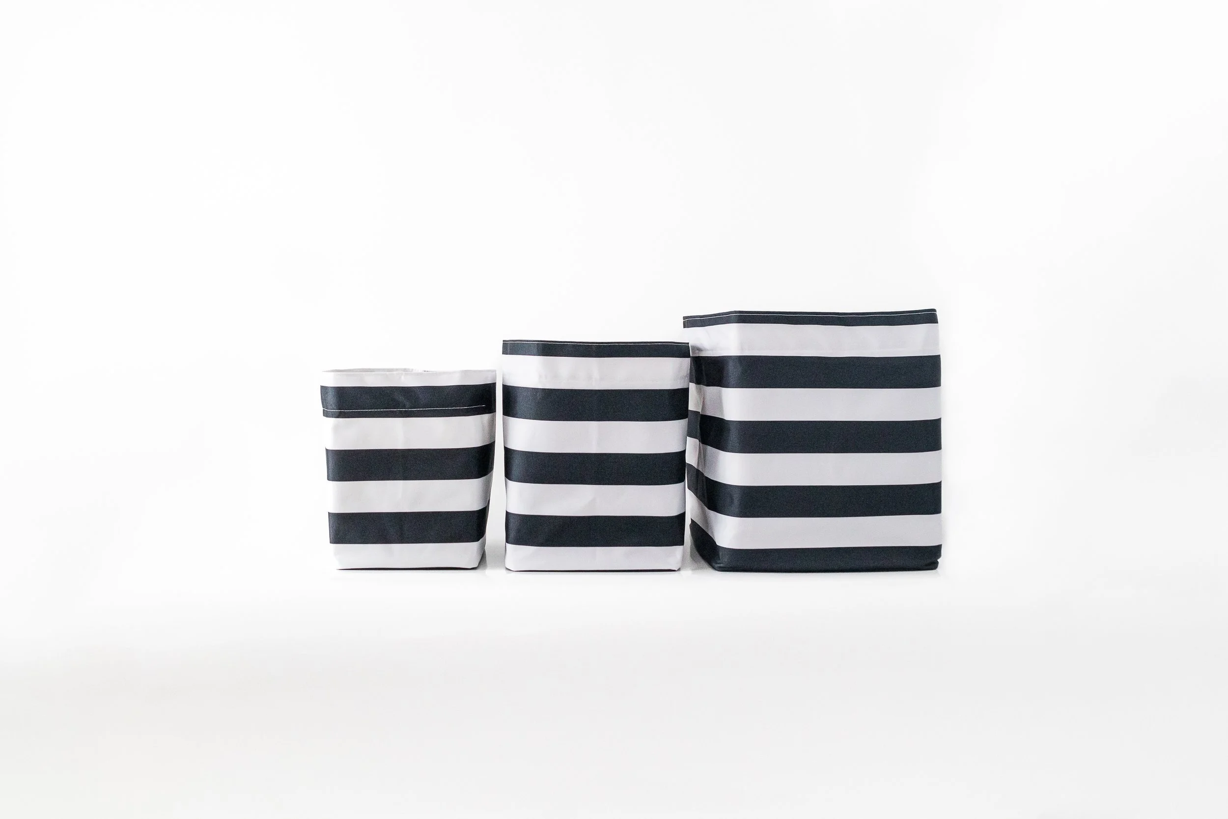 SoCachePotBlackStripe3sizes.jpg