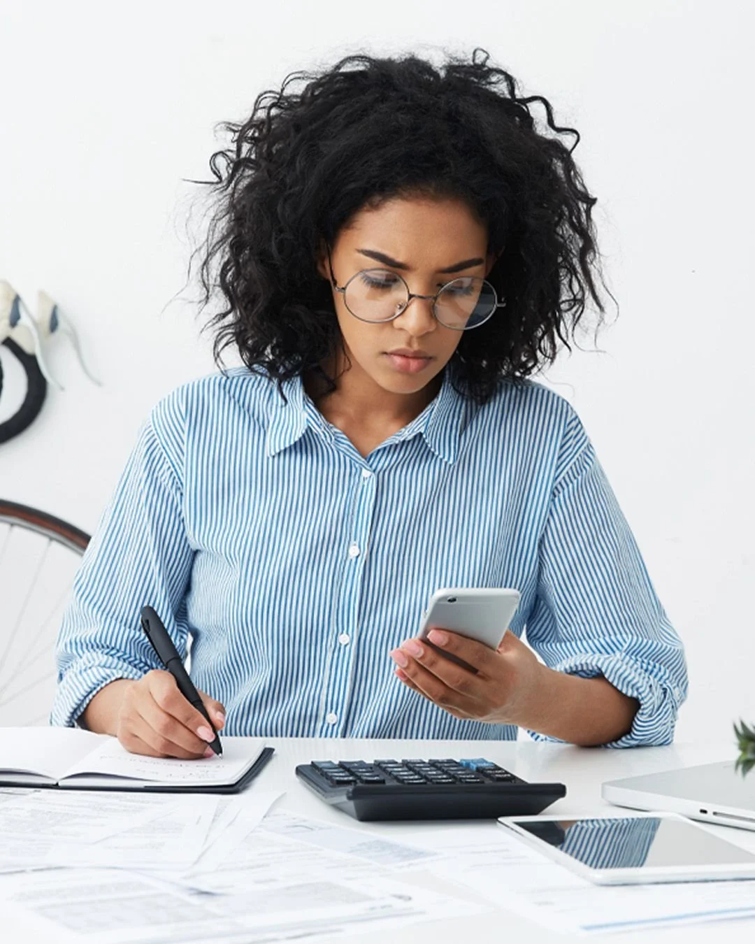 Worried about how to pay for college? You&rsquo;re not alone&mdash;but you&rsquo;ve got options.

From scholarships and grants to work-study, savings and smart loans, this guide breaks down 7 key ways to fund your college education without losing sle