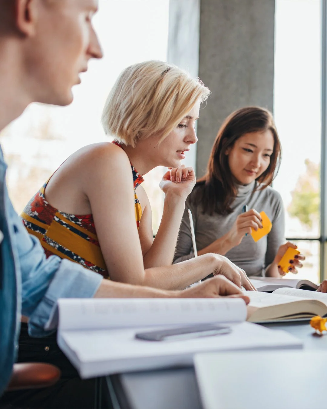 📚✨ Let&rsquo;s face it: college textbooks are expensive.

We&rsquo;re sharing 6 smart ways to save BIG this semester&mdash;think used books, rentals, digital options, swaps and more.

With a little planning and the right strategy, you can significan