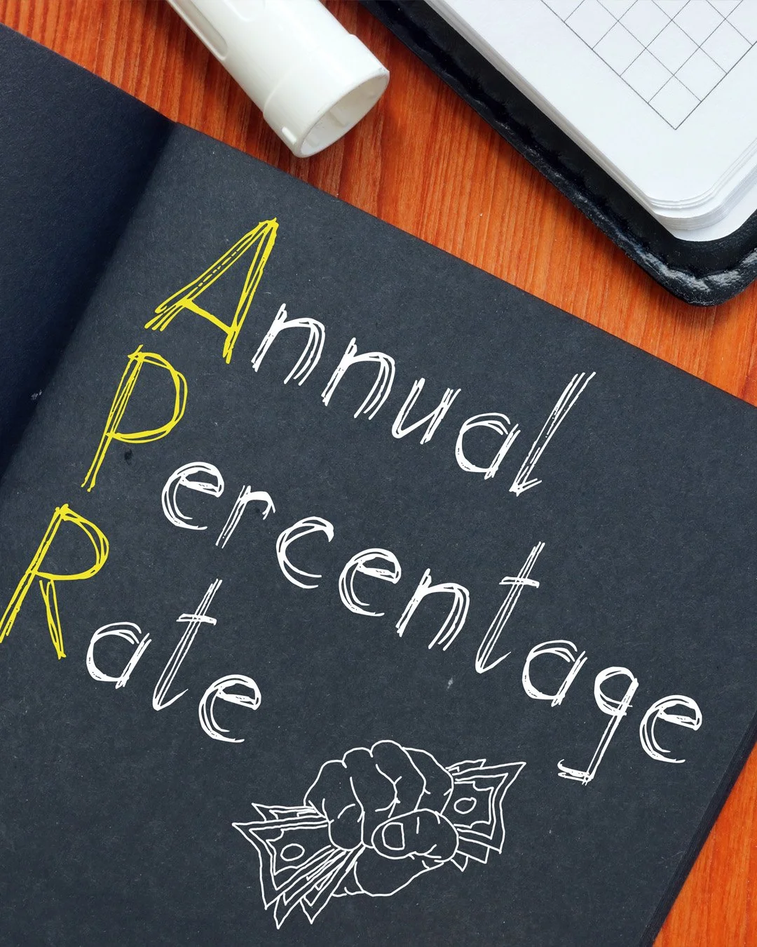 Interest rate &ne; total loan cost 👀

APR tells the full story.

If you&rsquo;re comparing student loans, make sure you understand what APR includes&mdash;and how it affects what you&rsquo;ll pay over time.

🔗 Full blog linked in bio!
#HESCBlog #Te