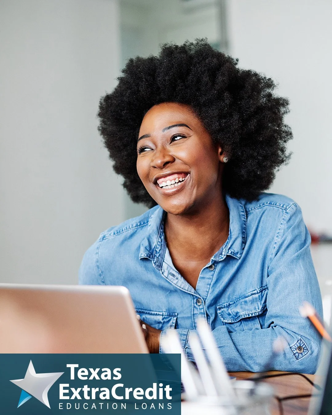 🚀 One loan. One payment.

Refinancing your eligible federal and/or private student loans with Texas Extra Credit means you can simplify your finances AND potentially lower your interest rate! 💸

With competitive fixed rates from 3.95% (with Auto Pa