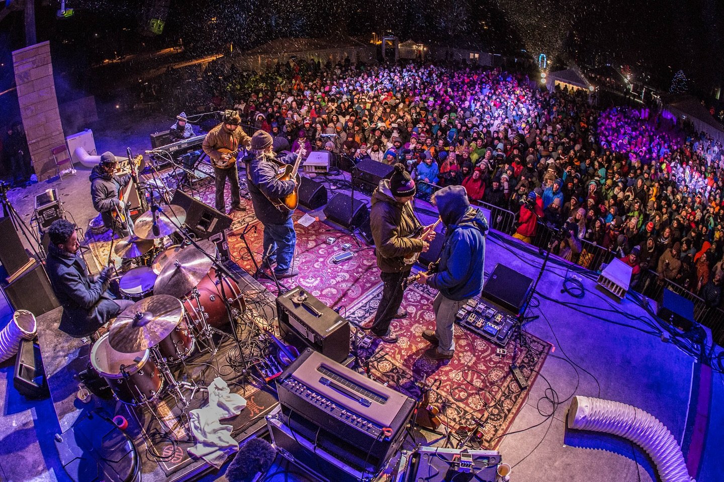 New holiday tradition unlocked: Thanksgiving weekend live music with all our friends and fav WWG artists! 

@leftoversalmonmusic&rsquo;s 2-night run at @bouldertheater is just 2 nights away! Featuring @sambushband, @mountain_grass_unit and @thefretli