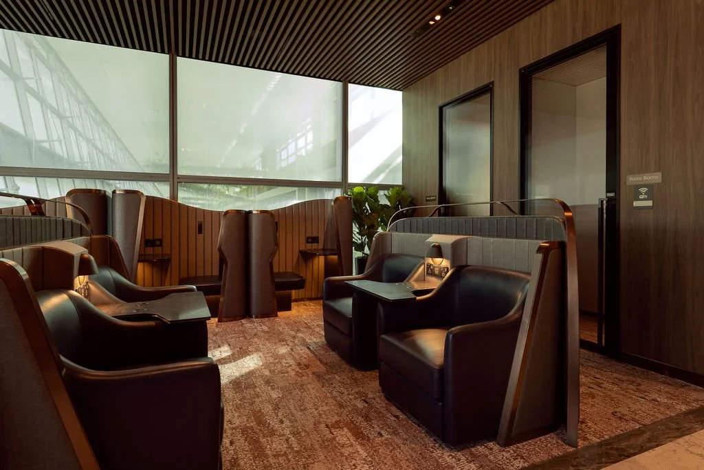 singapore-airlines-lounge-inside.jpg