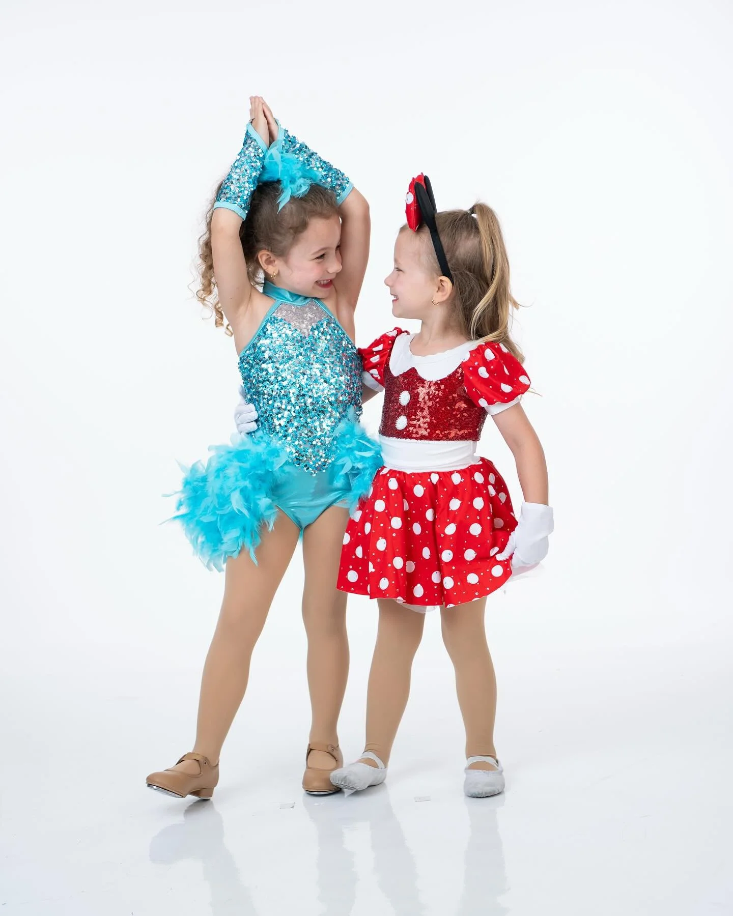 Enrollment for the 2025-2026 dance year is open! Grab a friend and join us at one of our open houses coming up 👯‍♀️