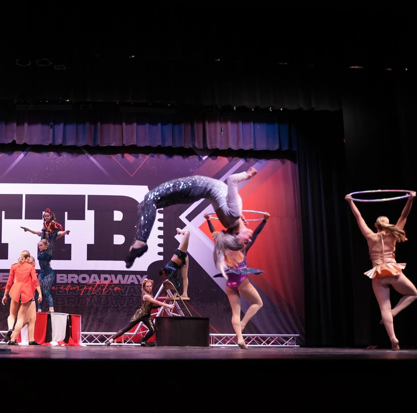 Feeling thankful! Even if the holiday season is a circus 😉🎪🤹&zwj;♀️