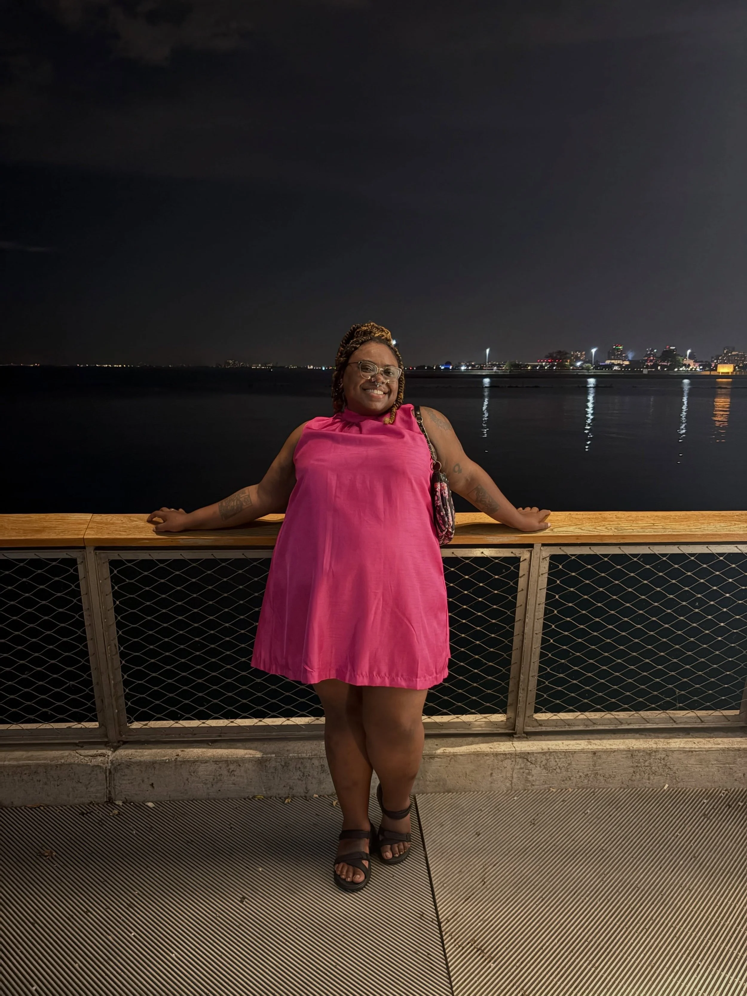Chicago - September 2026 ✅ 

astrology conference &amp; first time in Chicago! 🪐

I know a Chicago hot dog hates to see me coming! (I think I had 5 throughout the whole trip&hellip; Huge fan, no notes) 🌭
