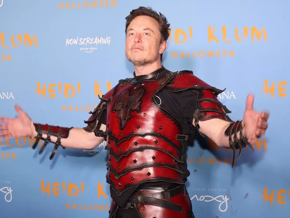 Monty Python Musk, Phantom of the Office, and CEO Confessionals