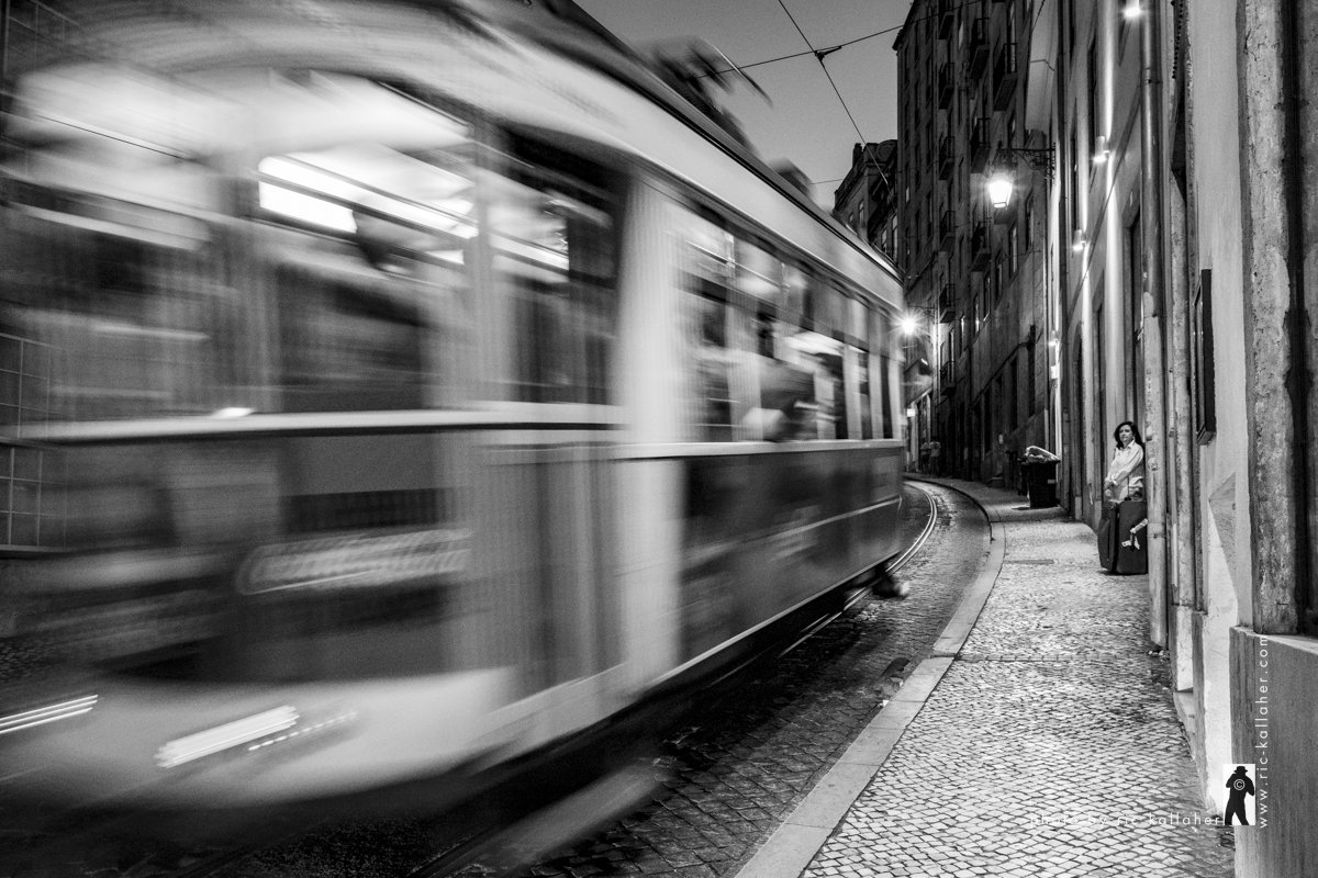 Lisboa Tram in Motion