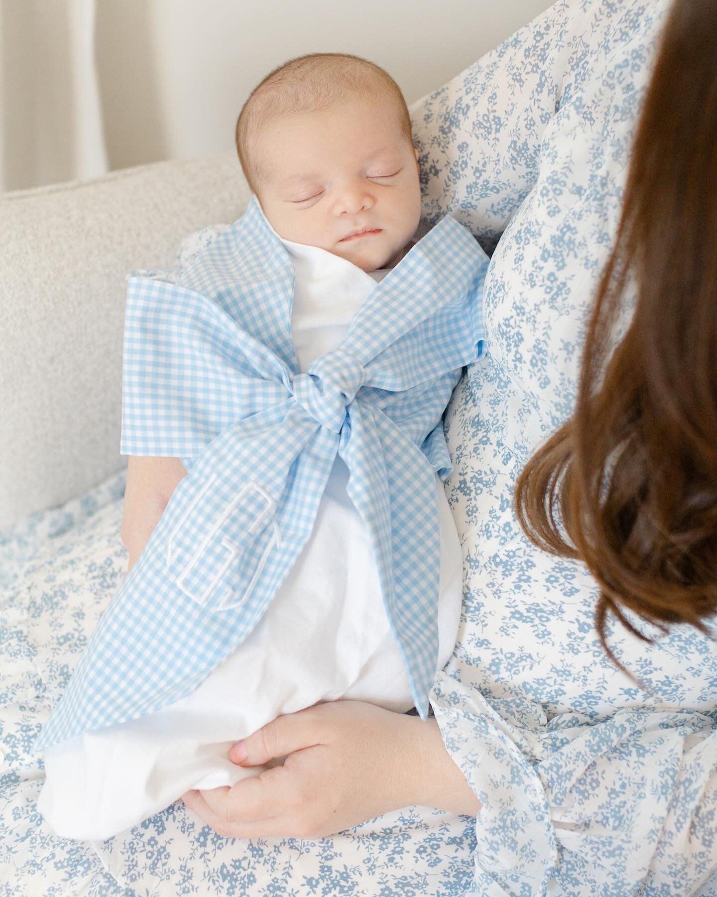 It&rsquo;s been a while since I shared a cute baby on my feed. 🤍 I&rsquo;ll be offering a limited number of newborn sessions per month. If you are expecting between May-July, and would like to inquire about the Classic Newborn Package, please do so.