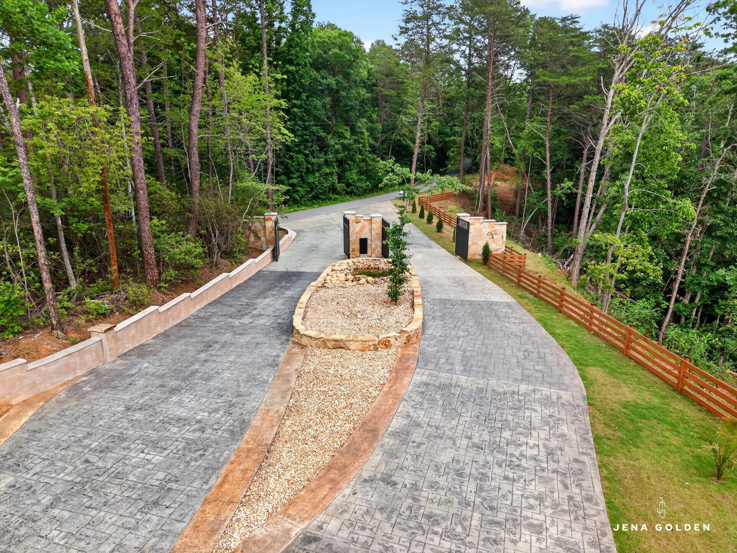 dahlonega-ga-luxury-home-jena-golden-realtor-06.JPG (Copy)