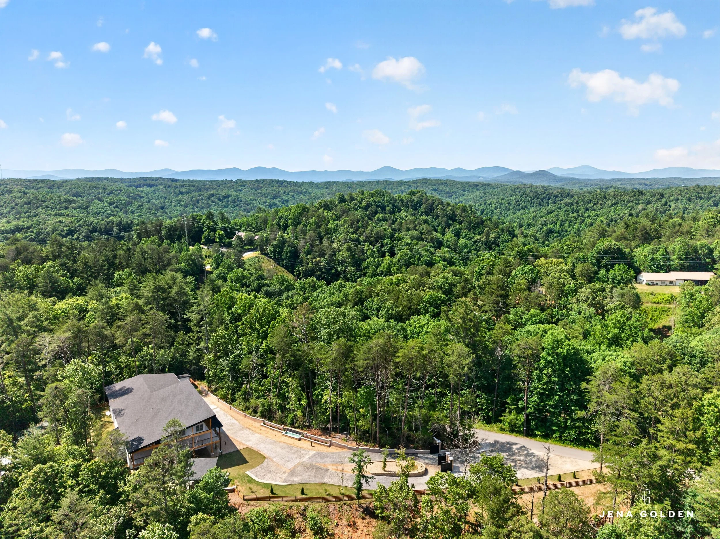 dahlonega-ga-luxury-home-jena-golden-realtor-13.JPG (Copy)