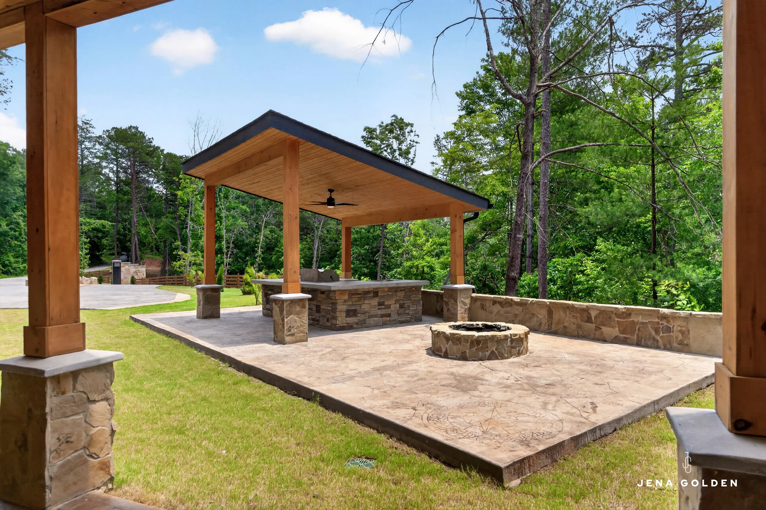 dahlonega-ga-luxury-home-jena-golden-realtor-88.JPG (Copy)