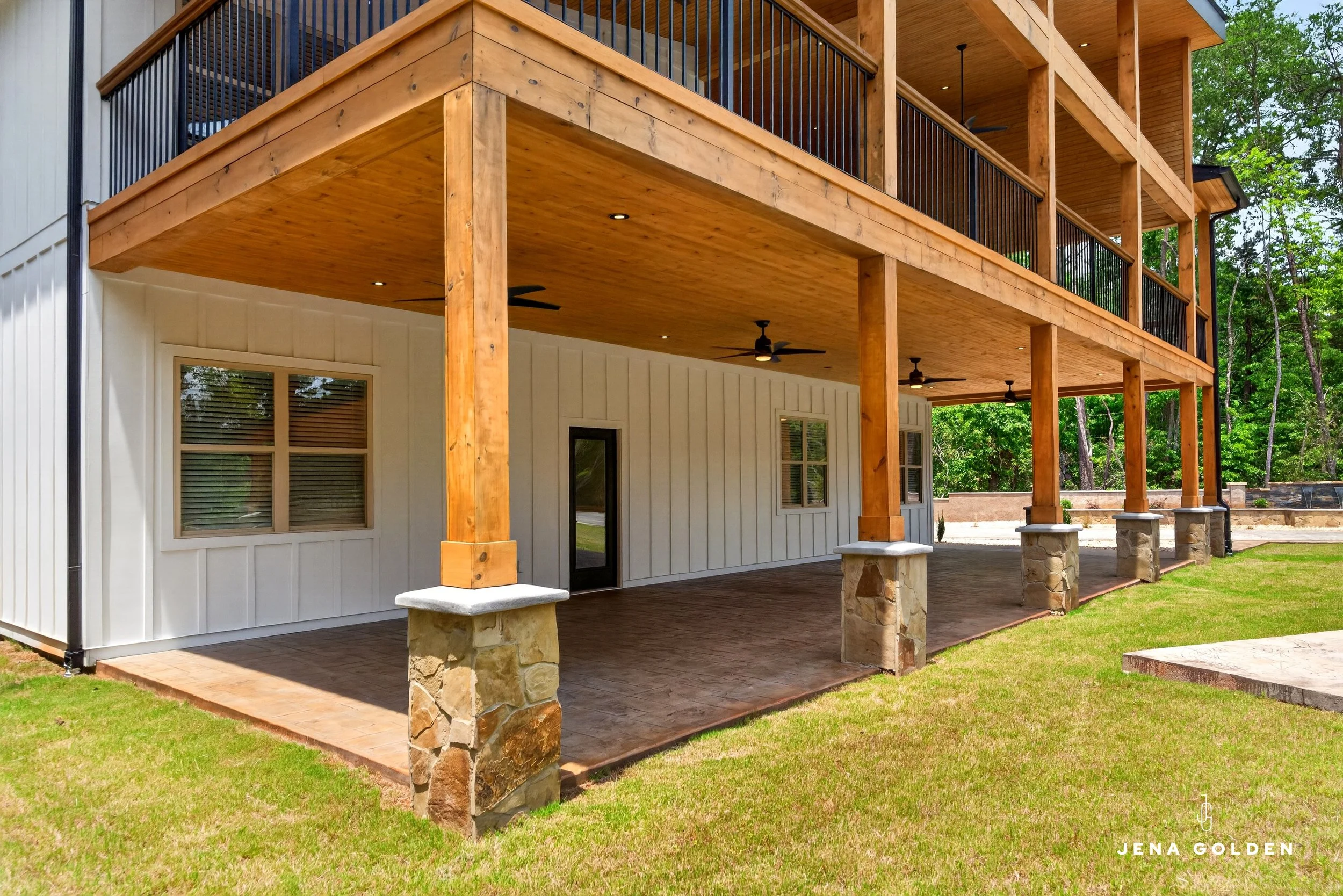 dahlonega-ga-luxury-home-jena-golden-realtor-91.JPG (Copy)