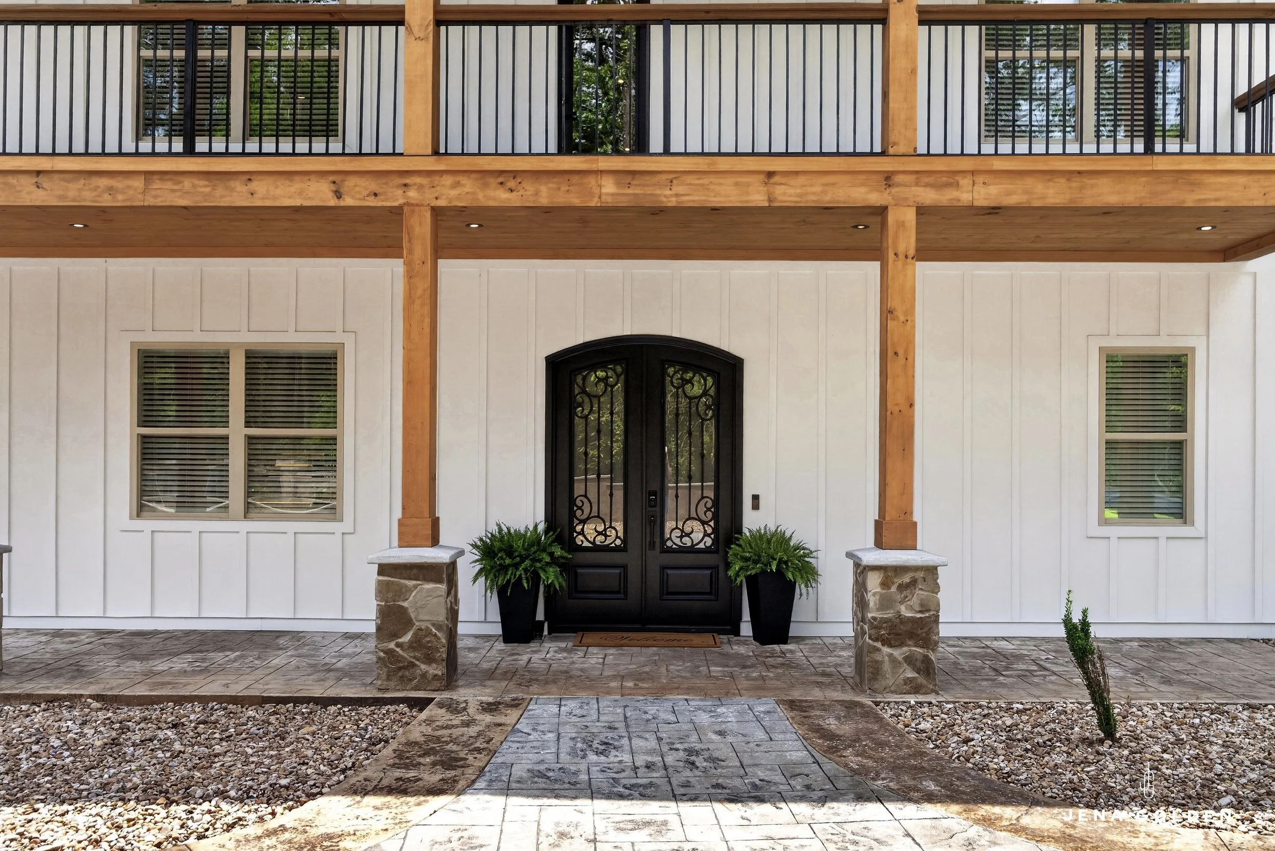 dahlonega-ga-luxury-home-jena-golden-realtor-99.jpg (Copy)