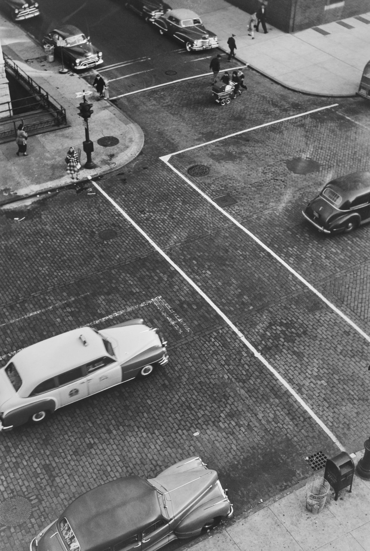  Intersection 2nd-13th 2471.jpg