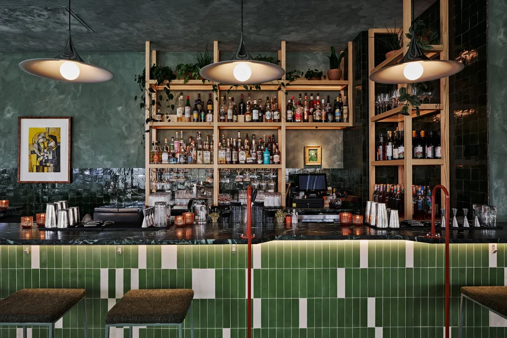 Bar photo 2