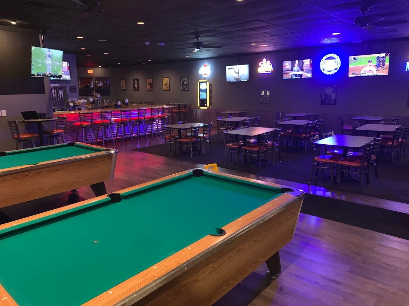 Big Shots Bar & Grill