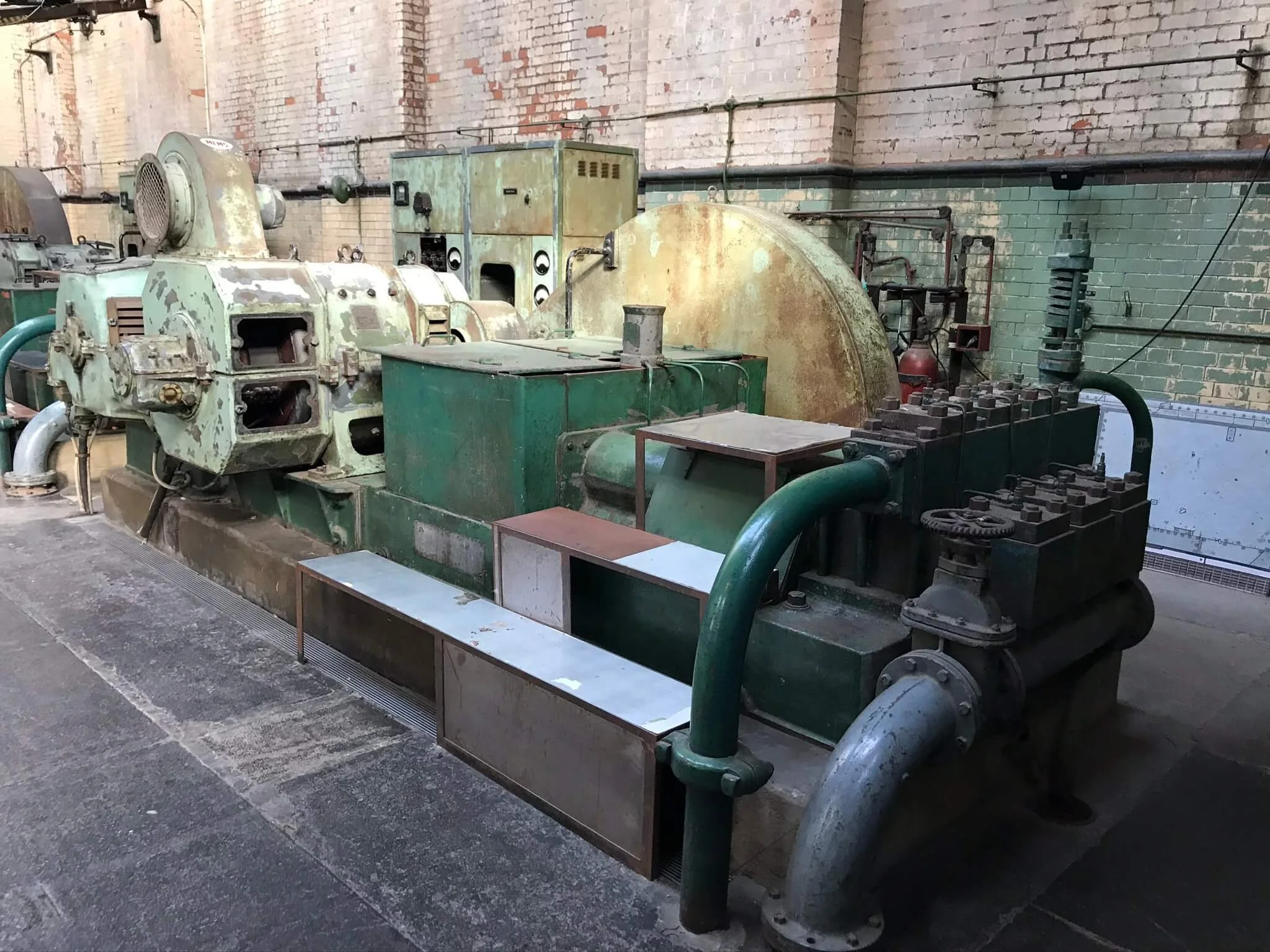 Bailiss+&+Co+-+Wapping+Hydraulic+Station+-+Equipment+1.JPEG