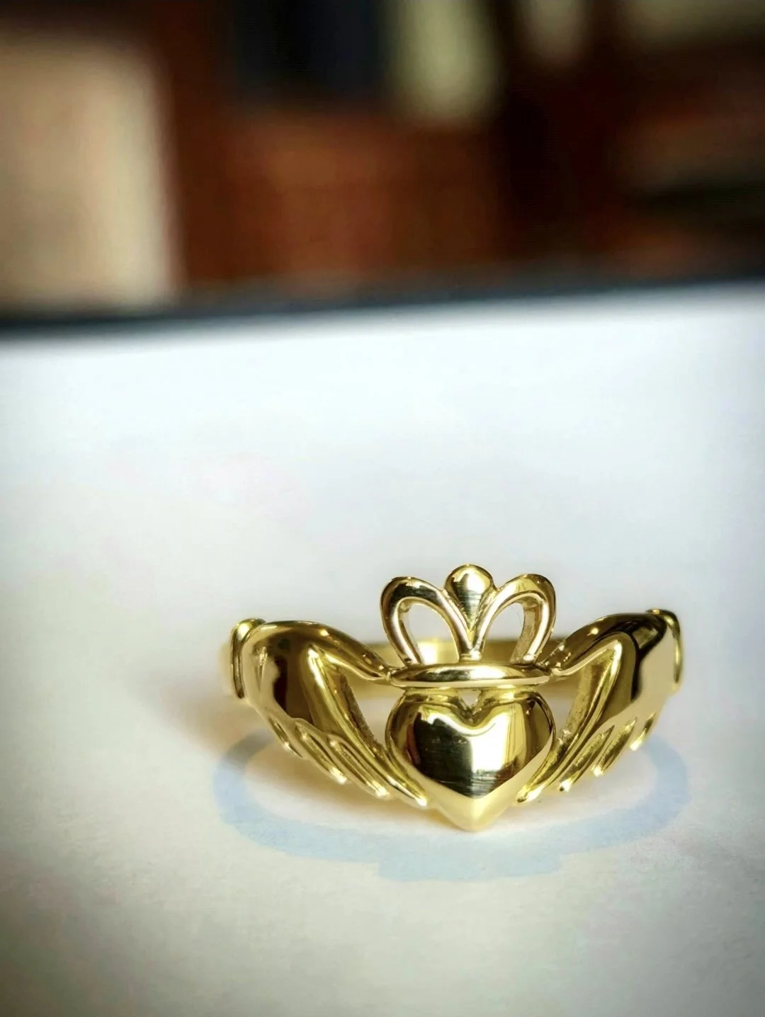 18ct gold Durrow claddagh ring