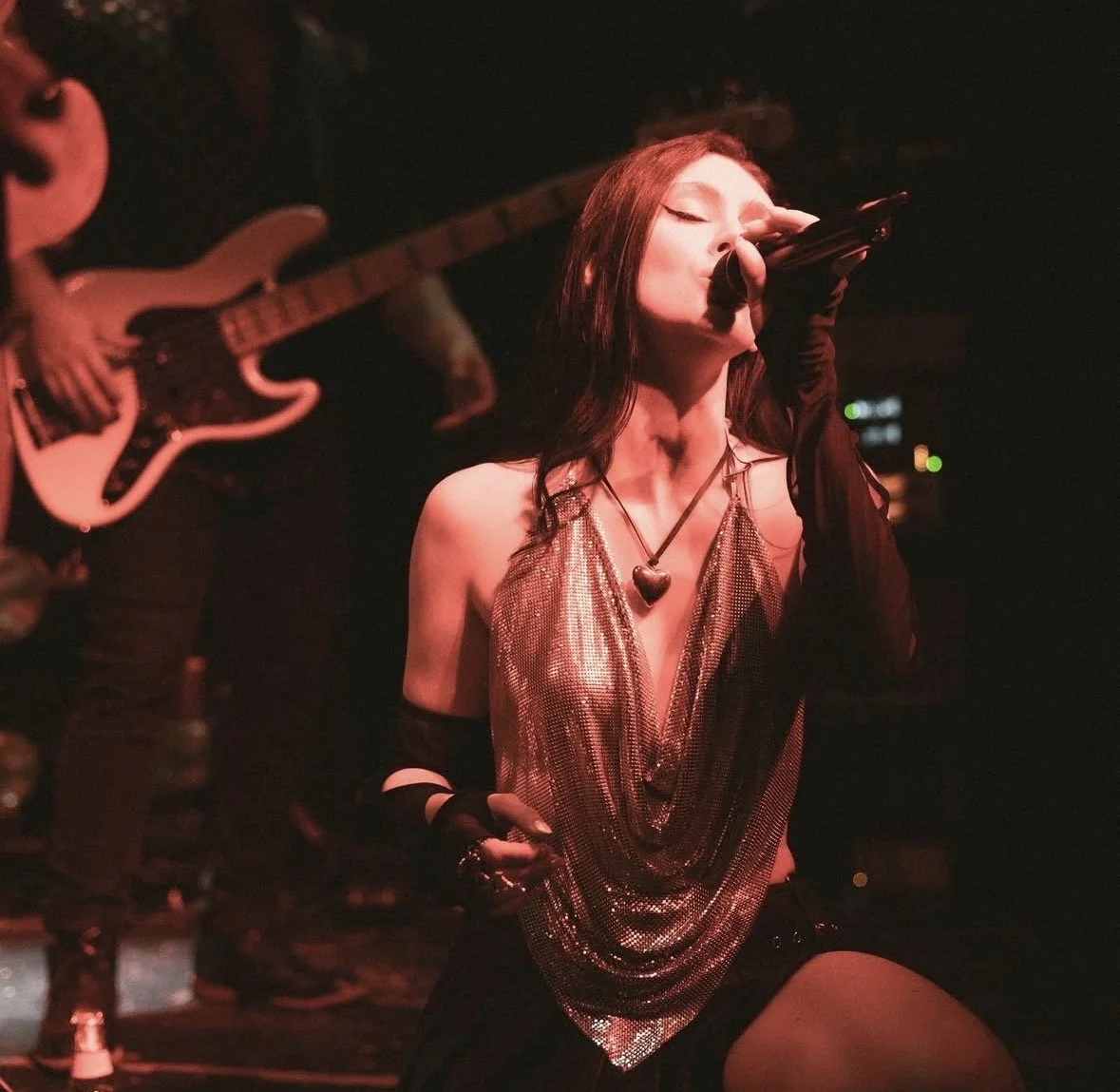 MOJO JUJU LIVE AT BOTTLED BLONDE