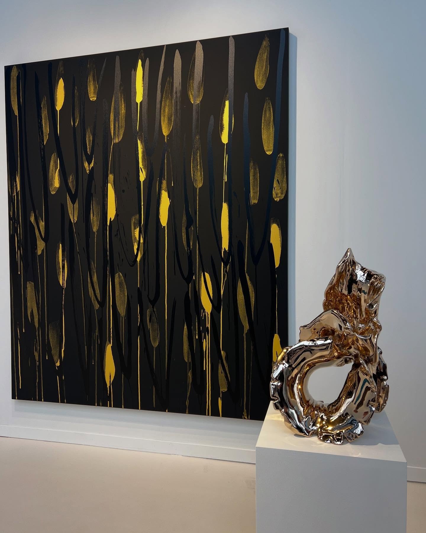 A jam-packed art week in New York off to a start at Frieze New York @friezeofficial!

Adam Pendleton @pendleton.adam and Lynda Benglis at Pace @pacegallery

Anne Collier at the Modern Institute @themoderninstitute

 Julie Curtiss @julietuyetcurtiss a