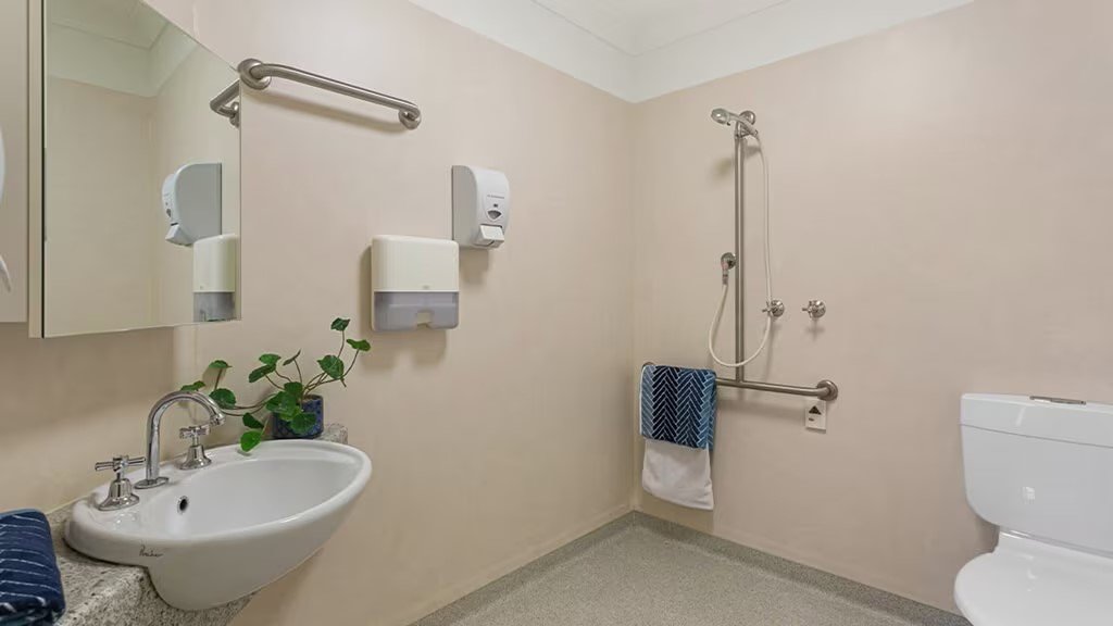 Bupa-clayton-ensuite_bathroom.jpeg