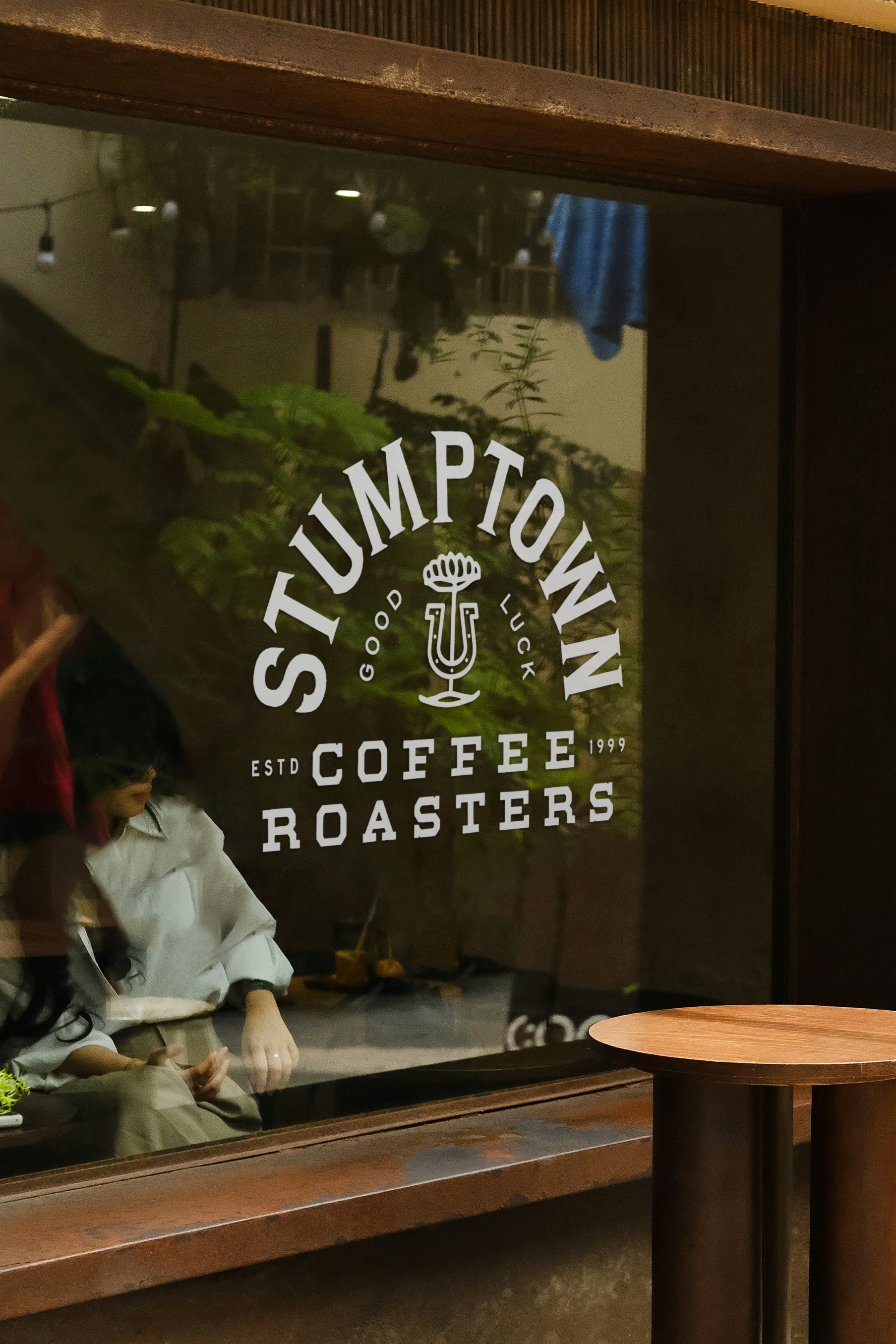 Free Storefront PSD Mockup.jpg