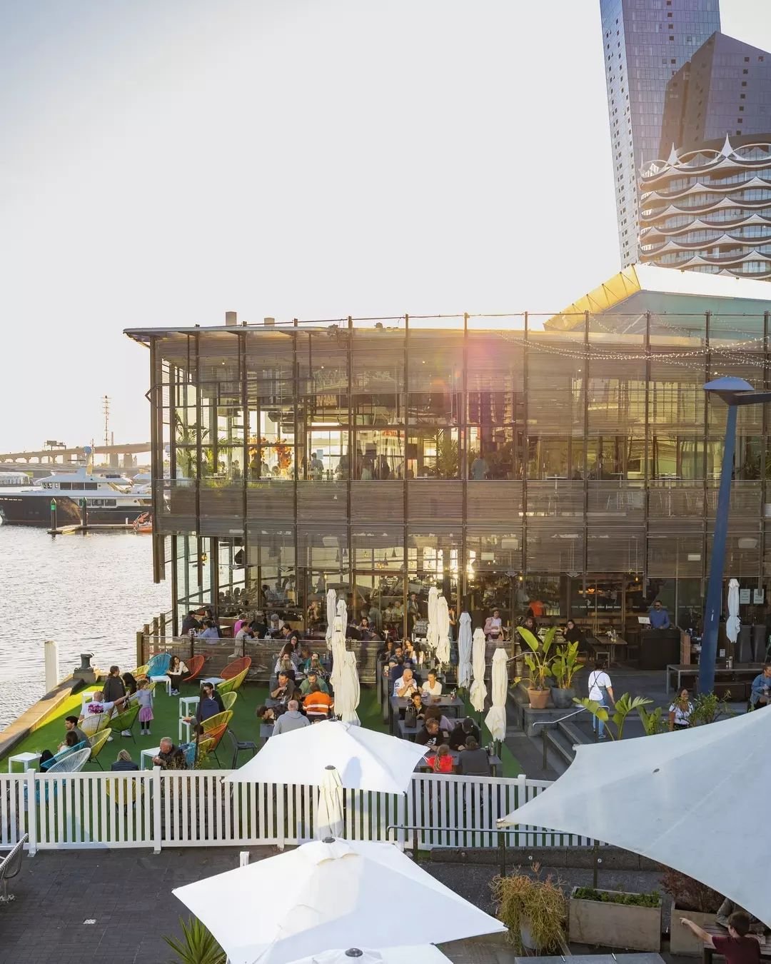 All Day Eatery & Beer Garden Docklands Cargo Restaurant