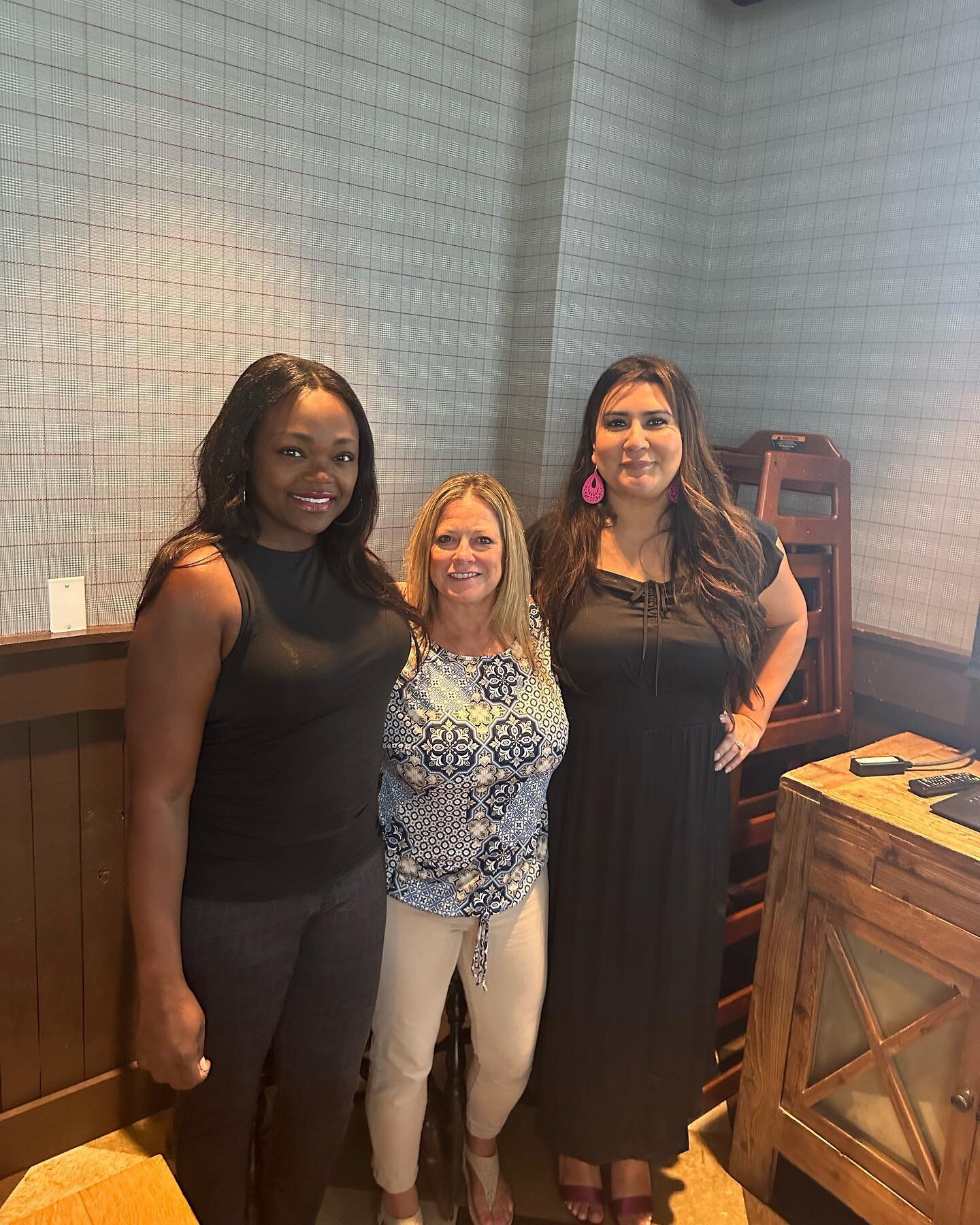 Yesterday was an incredible day connecting with our esteemed partners from Apple Leisure Group and the Inclusive Resorts collection. I gained valuable insights into upcoming resort openings in Mexico and the Caribbean. I had the privilege of meeting 
