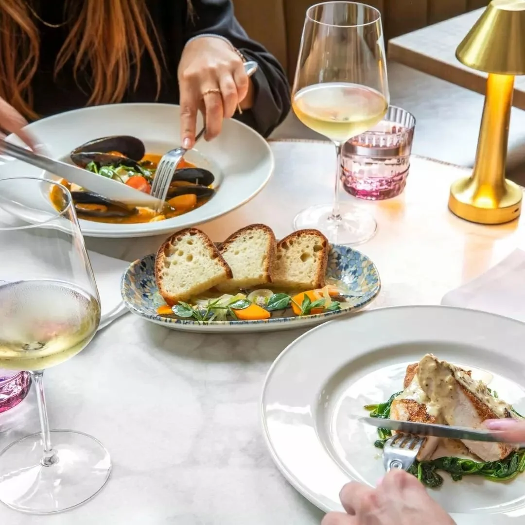 French lunch done right... Discover our prix fixe menu, fresh and seasonal, served with style.

2 course - $29
  3 course - $39

#melbourne #bistrotbisou #frenchfood #lunchmenu #prixfixe #melbournefoodies